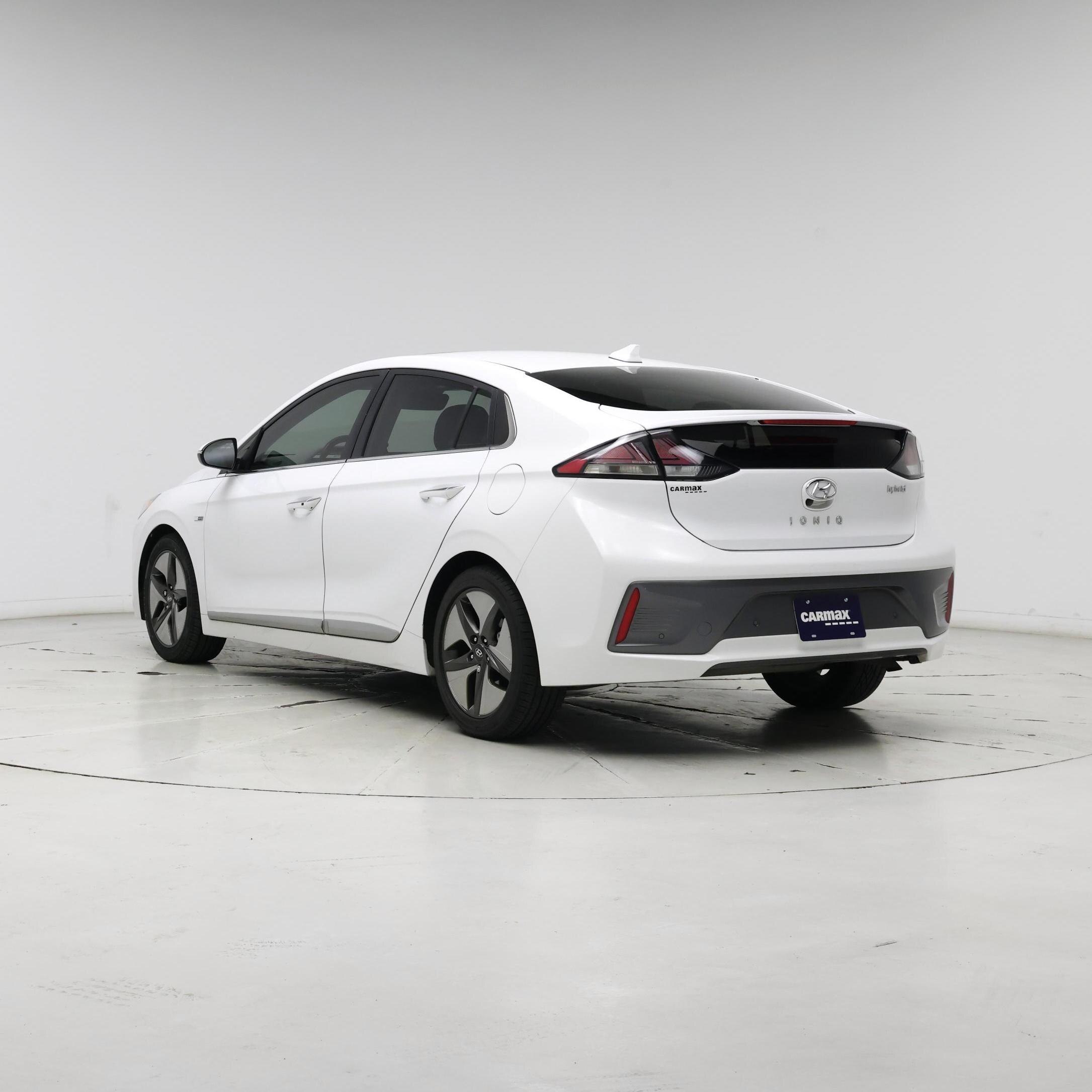 Thumbnail: 2020 Hyundai Ioniq - 2