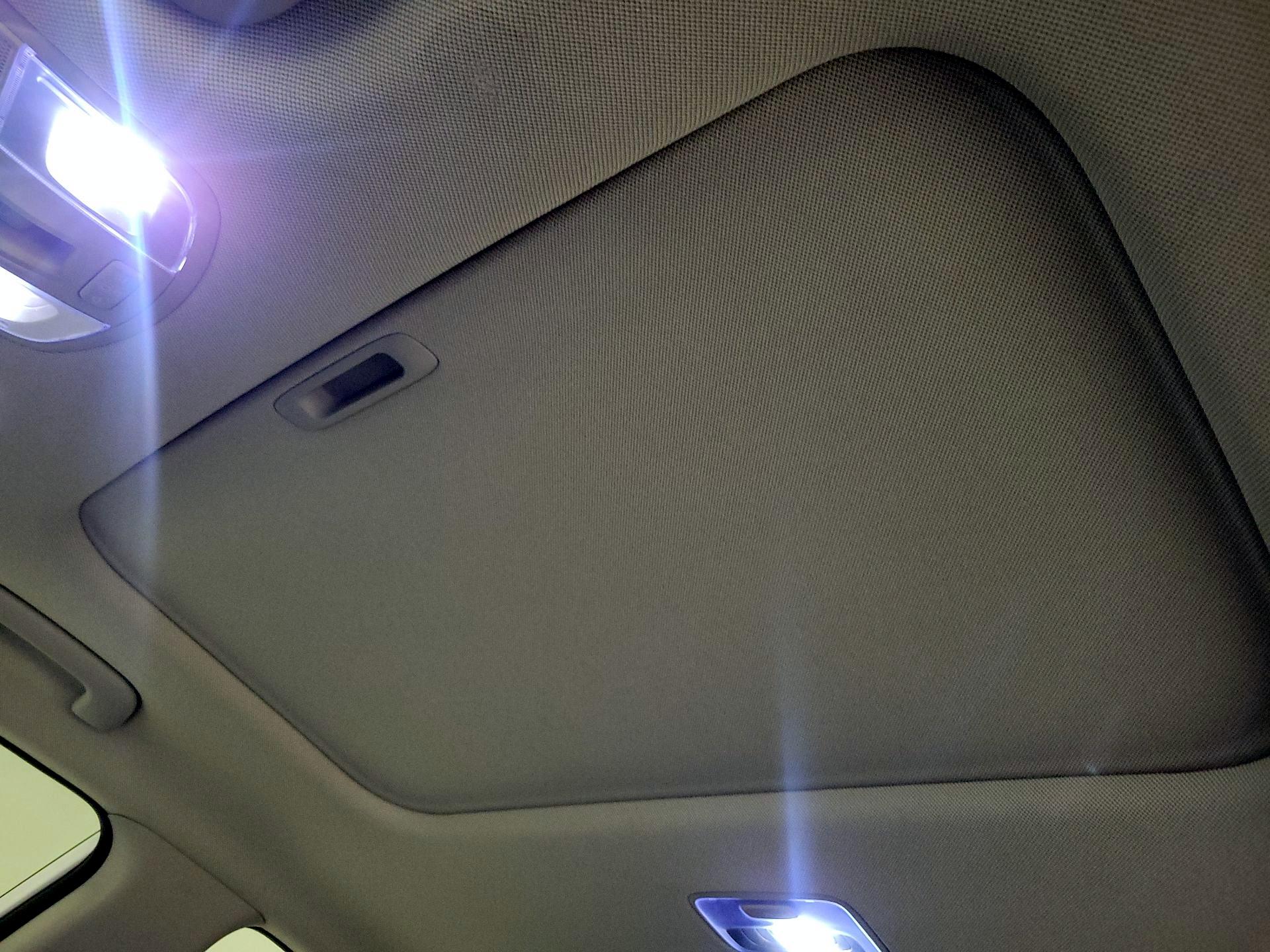 Thumbnail: 2020 Hyundai Ioniq - 19