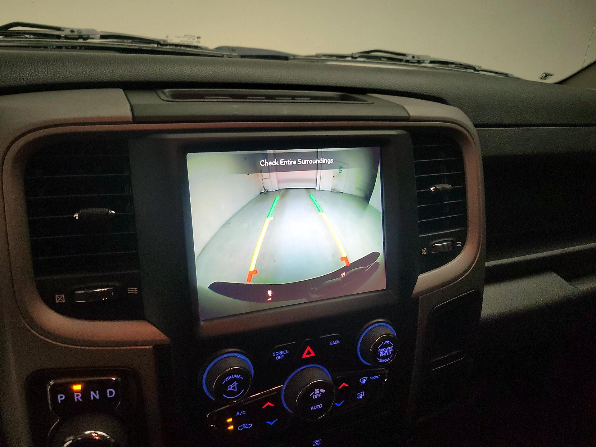 Thumbnail: 2021 RAM 1500 Classic - 14