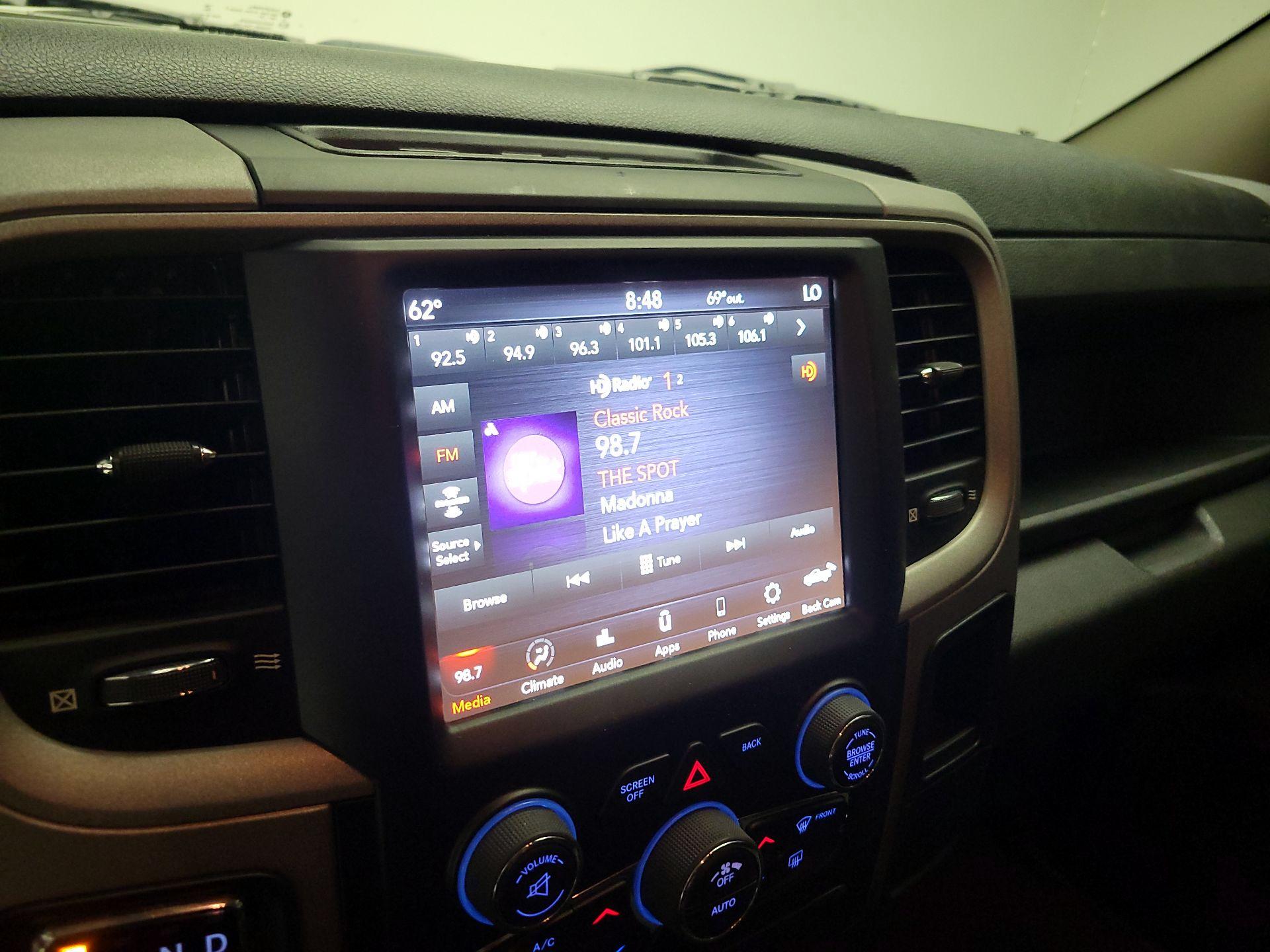 Thumbnail: 2021 RAM 1500 Classic - 15