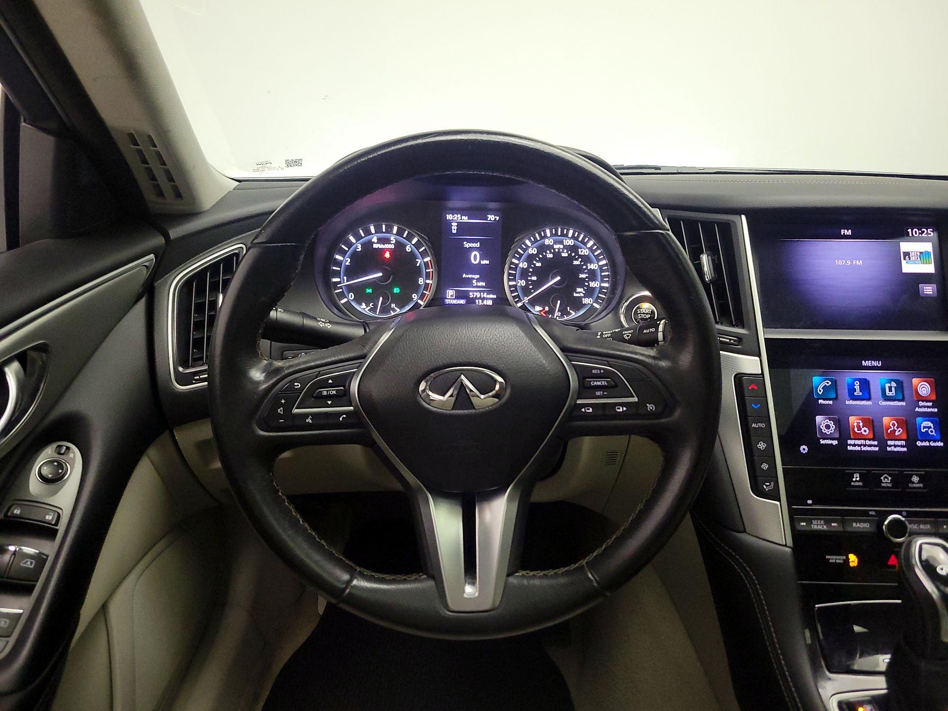 Thumbnail: 2020 INFINITI Q50 - 10