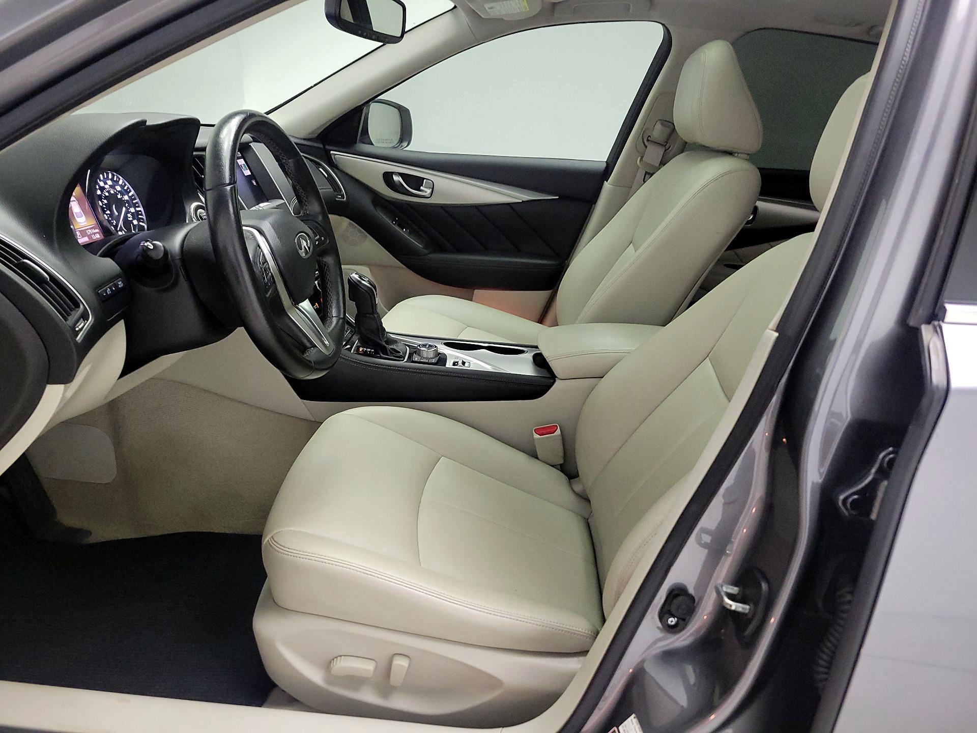 Thumbnail: 2020 INFINITI Q50 - 11