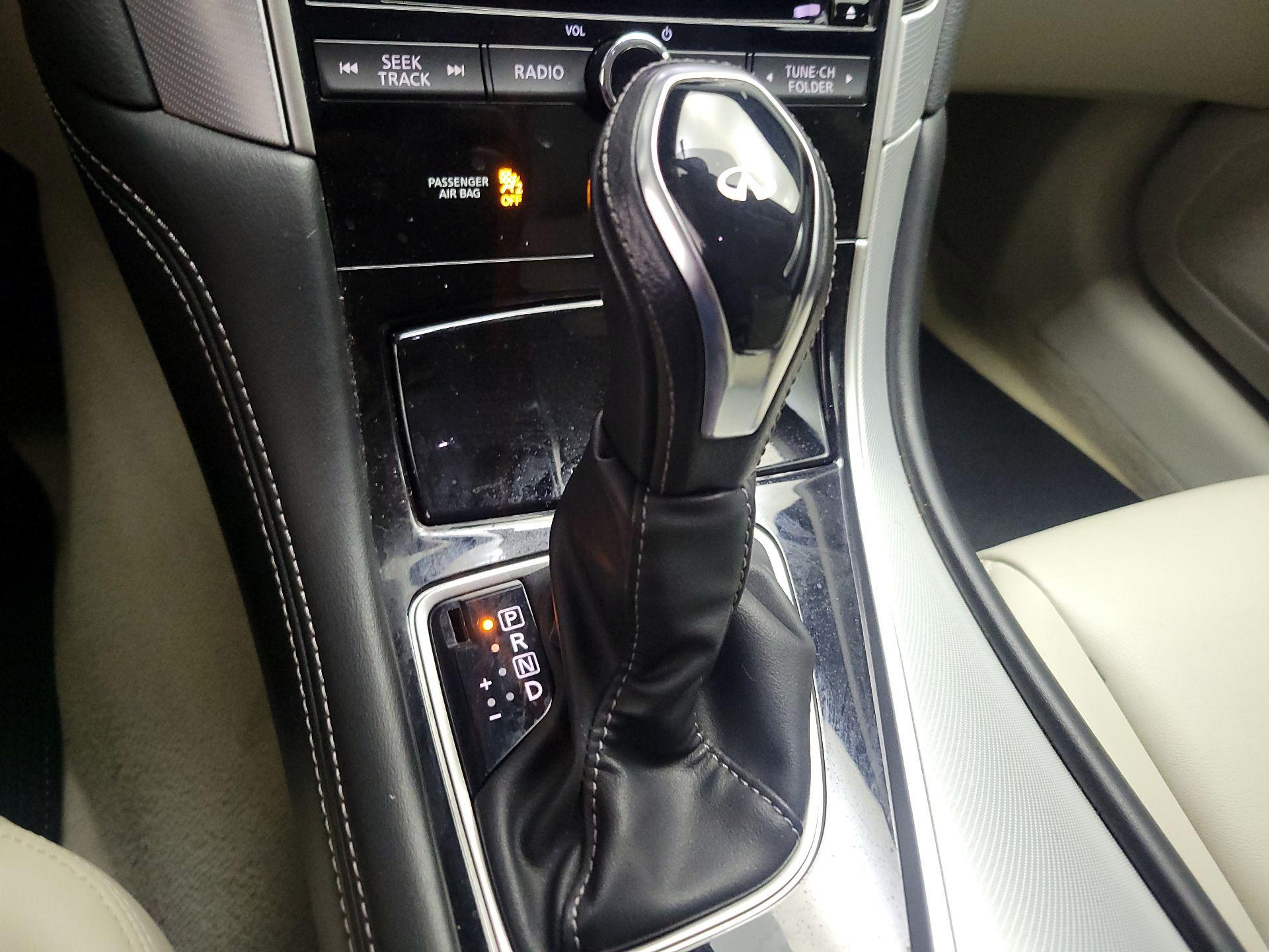 Thumbnail: 2020 INFINITI Q50 - 17