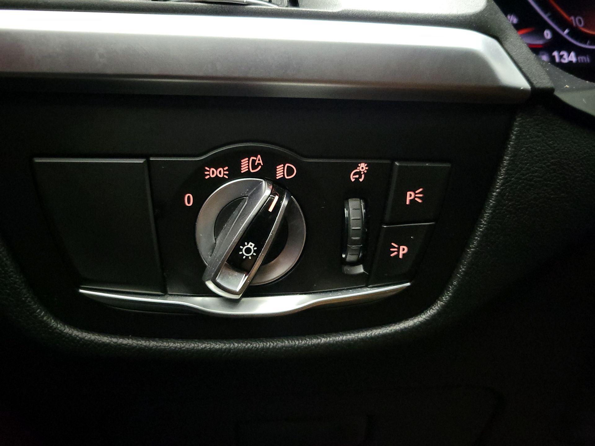 Thumbnail: 2022 BMW X3 - 13