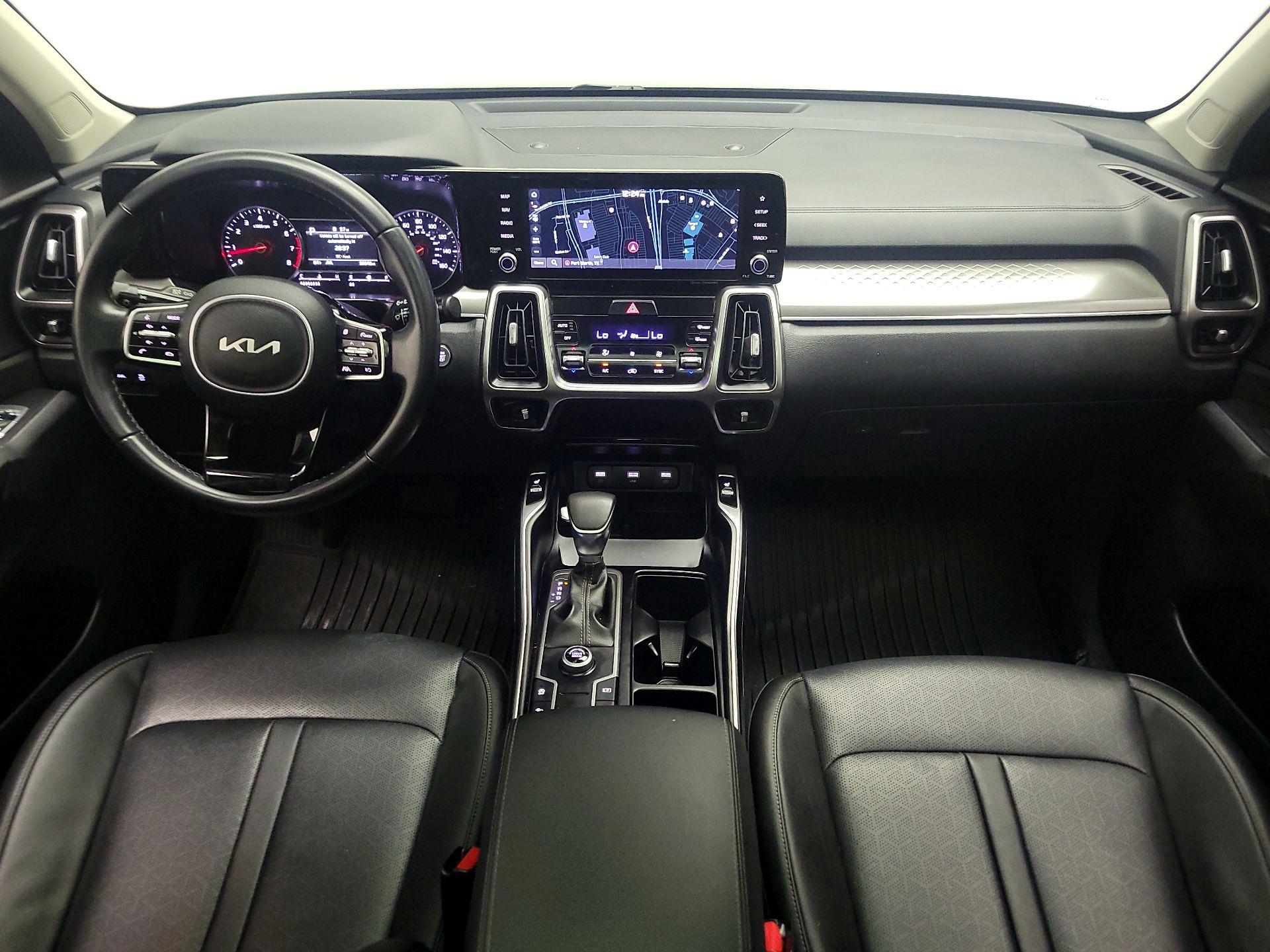 Thumbnail: 2022 Kia Sorento - 9