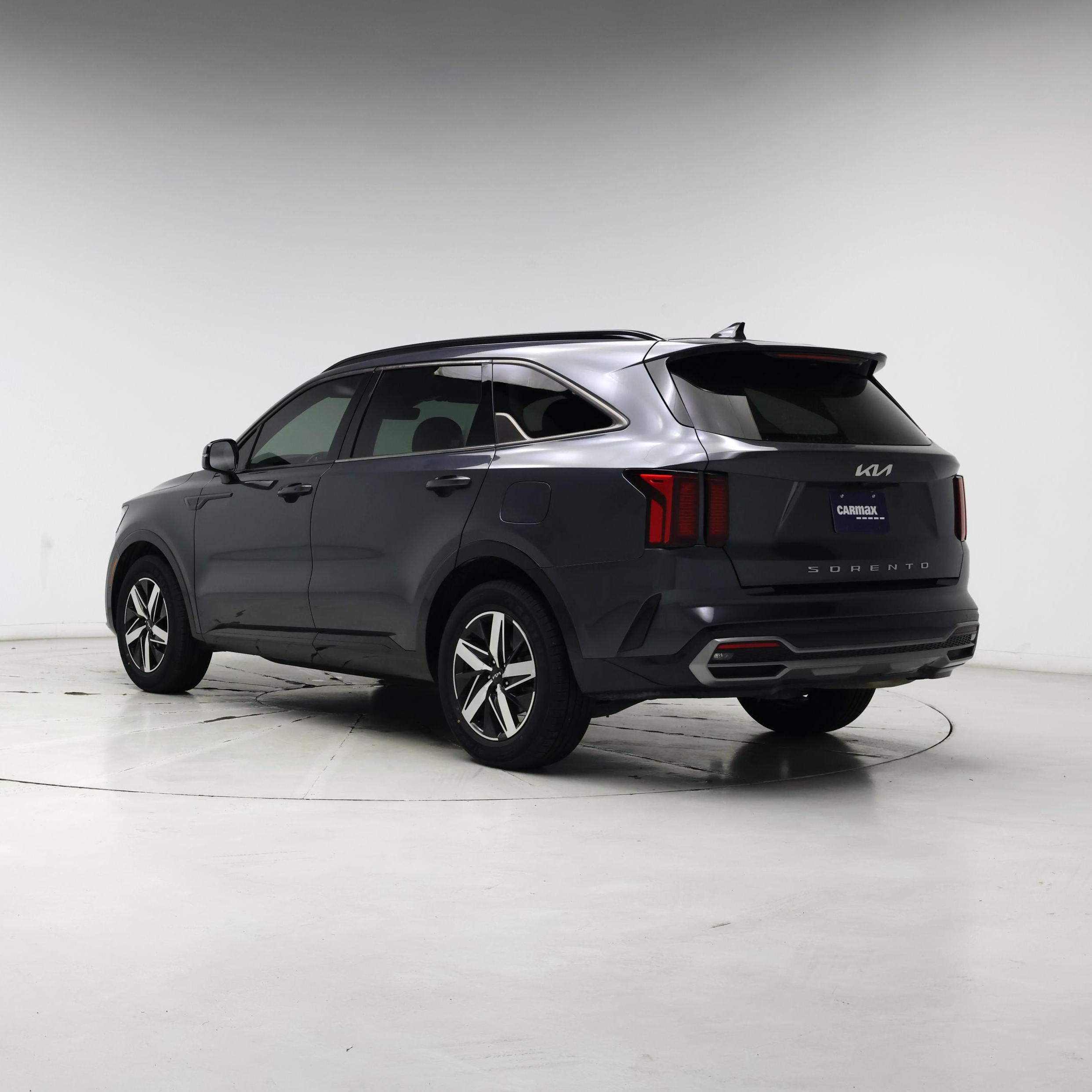Thumbnail: 2022 Kia Sorento - 2
