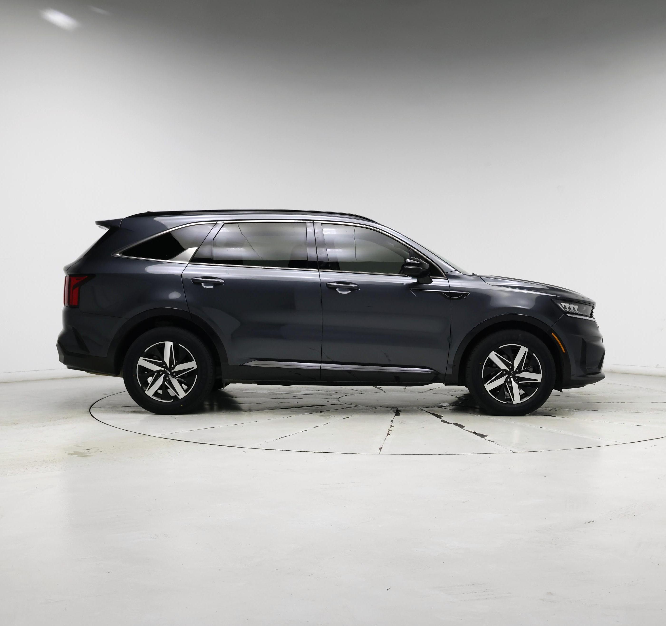 Thumbnail: 2022 Kia Sorento - 7