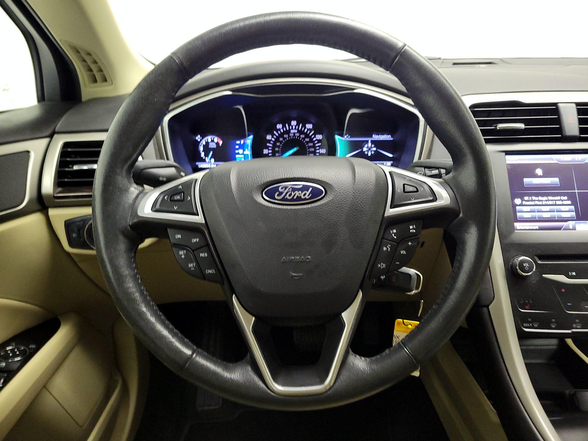 Thumbnail: 2015 Ford Fusion - 10