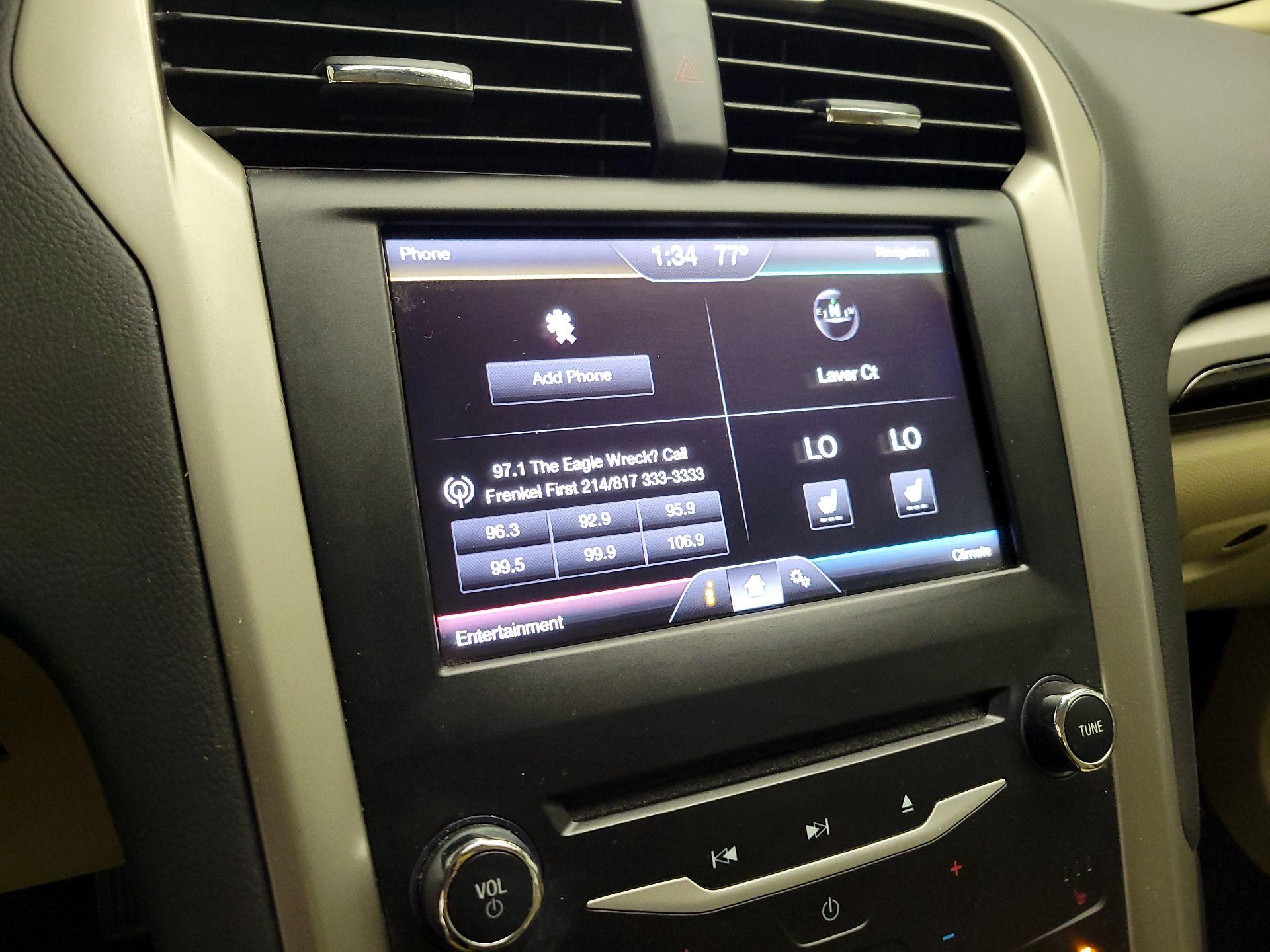 Thumbnail: 2015 Ford Fusion - 15