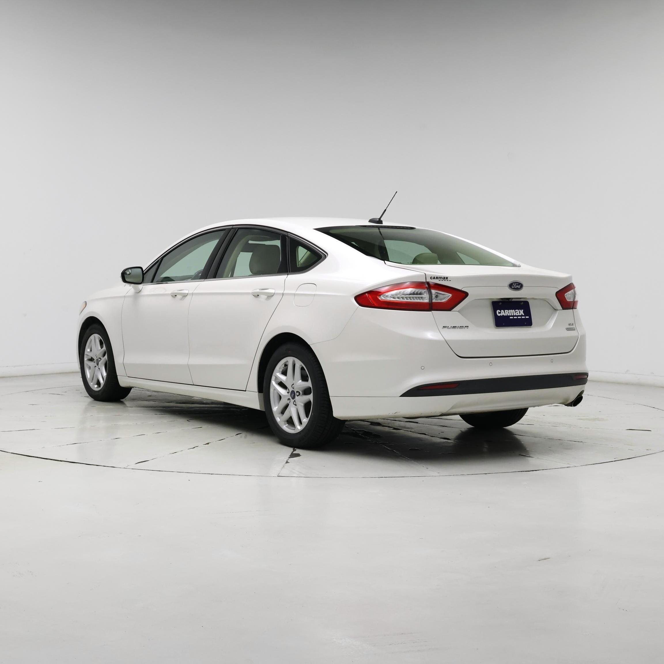 Thumbnail: 2015 Ford Fusion - 2