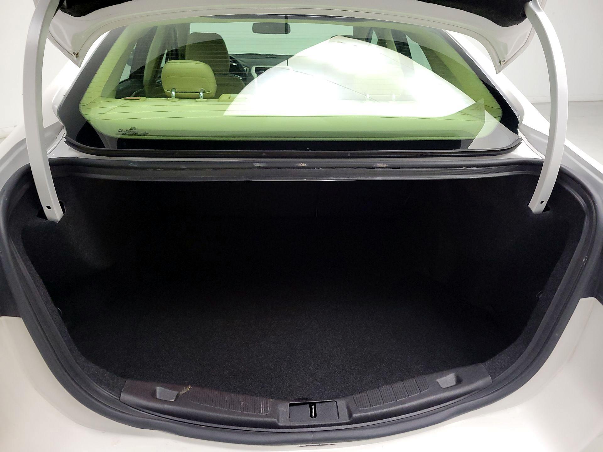 Thumbnail: 2015 Ford Fusion - 20