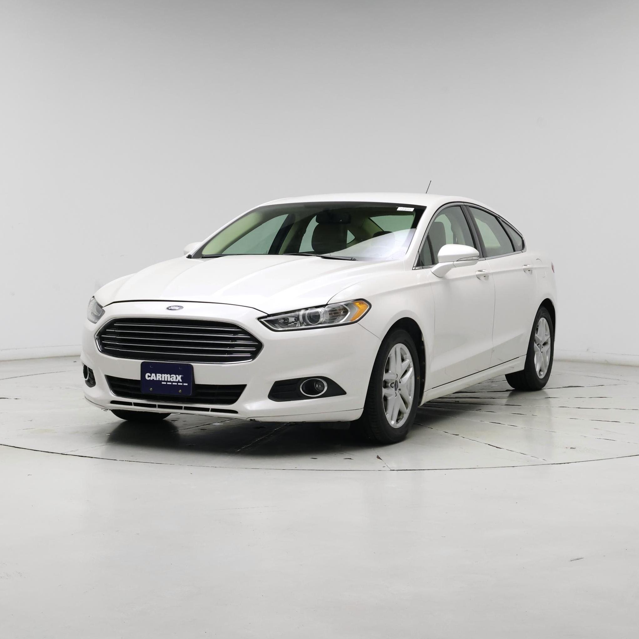 Thumbnail: 2015 Ford Fusion - 4