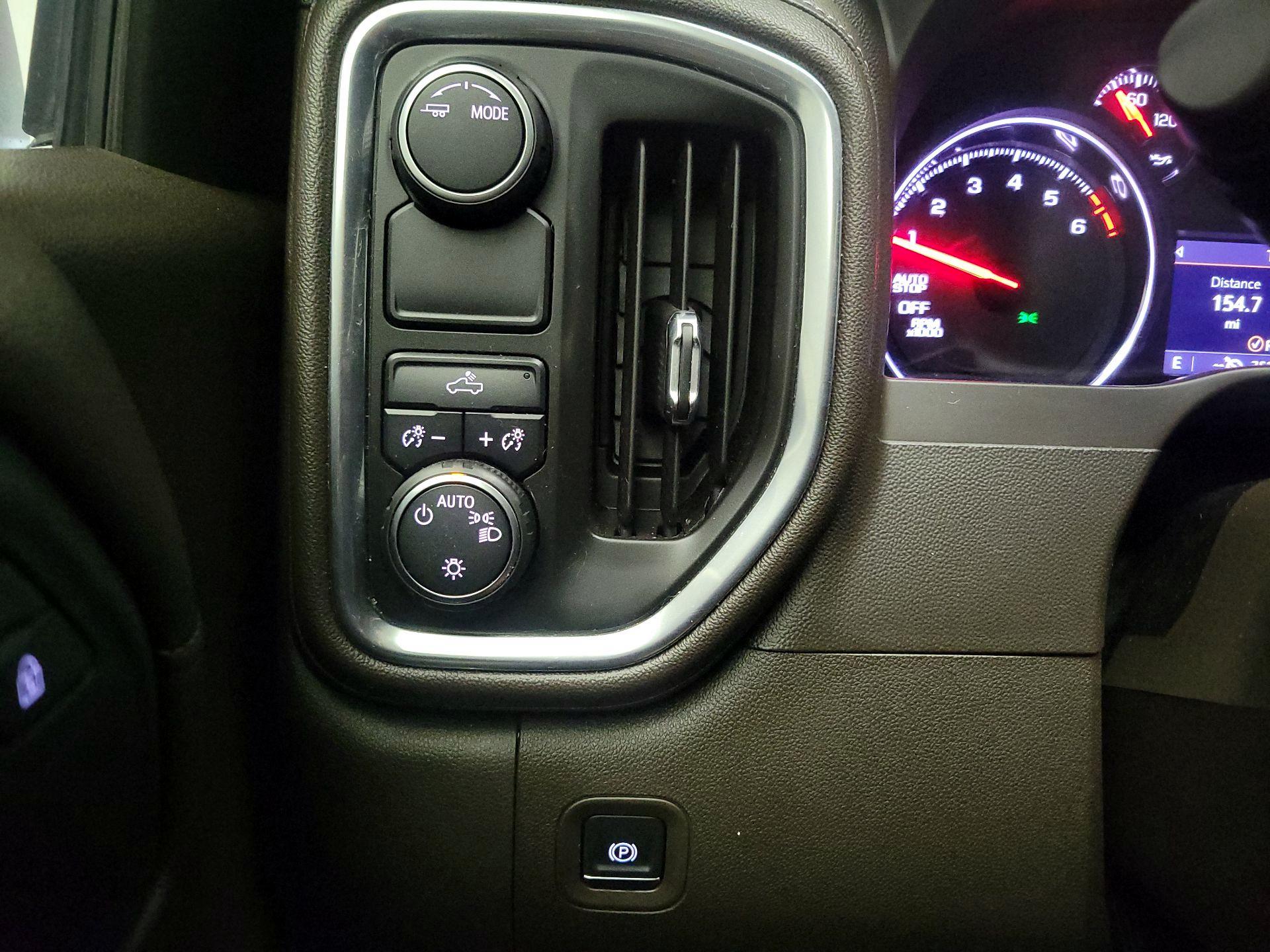Thumbnail: 2020 Chevrolet Silverado 1500 - 13
