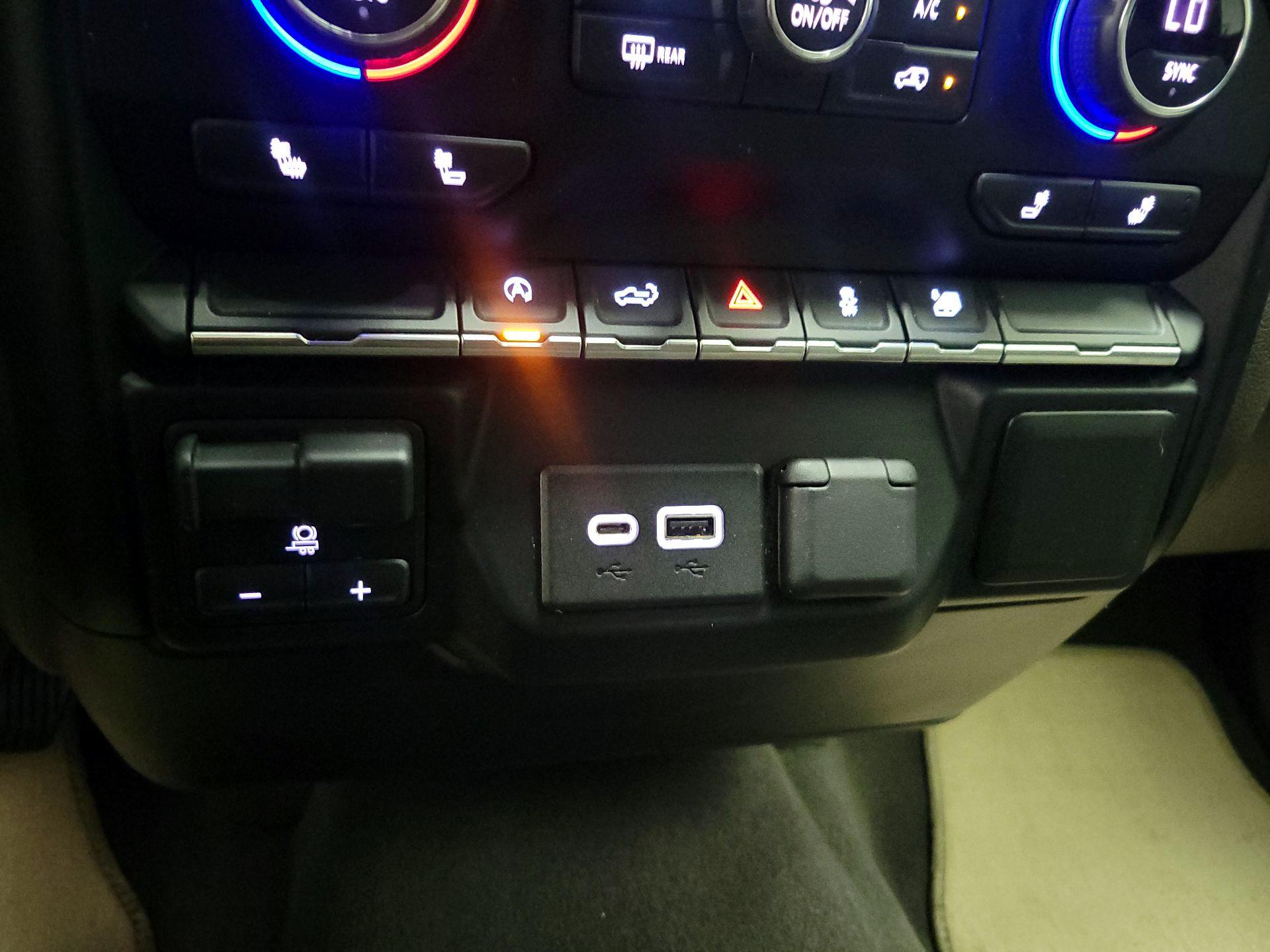 Thumbnail: 2020 Chevrolet Silverado 1500 - 18
