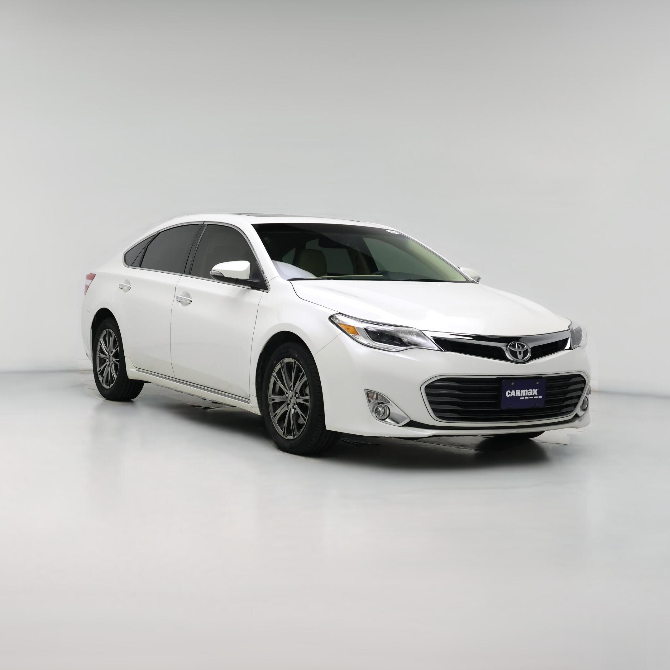 Thumbnail: 2015 Toyota Avalon - 1