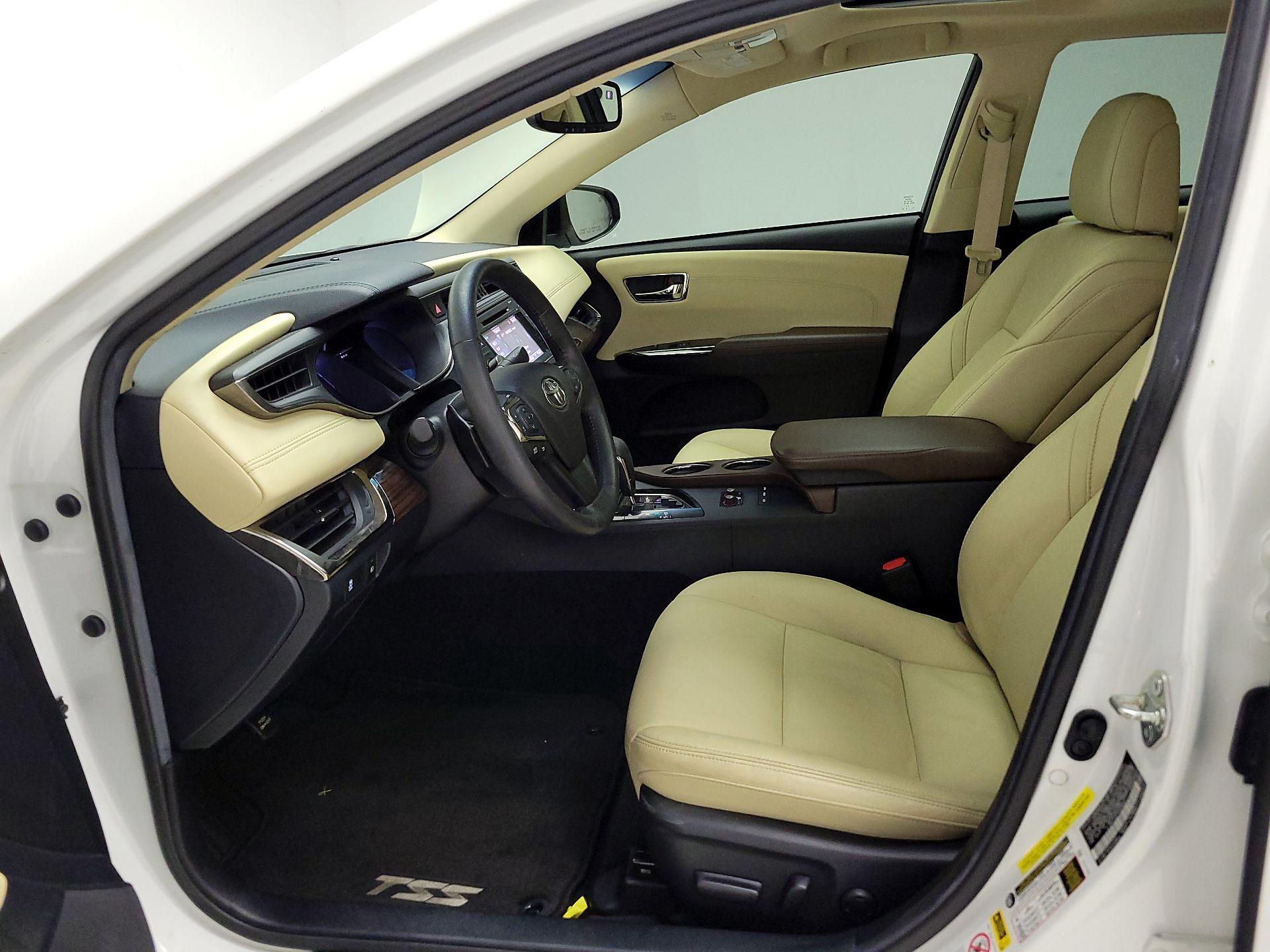 Thumbnail: 2015 Toyota Avalon - 11