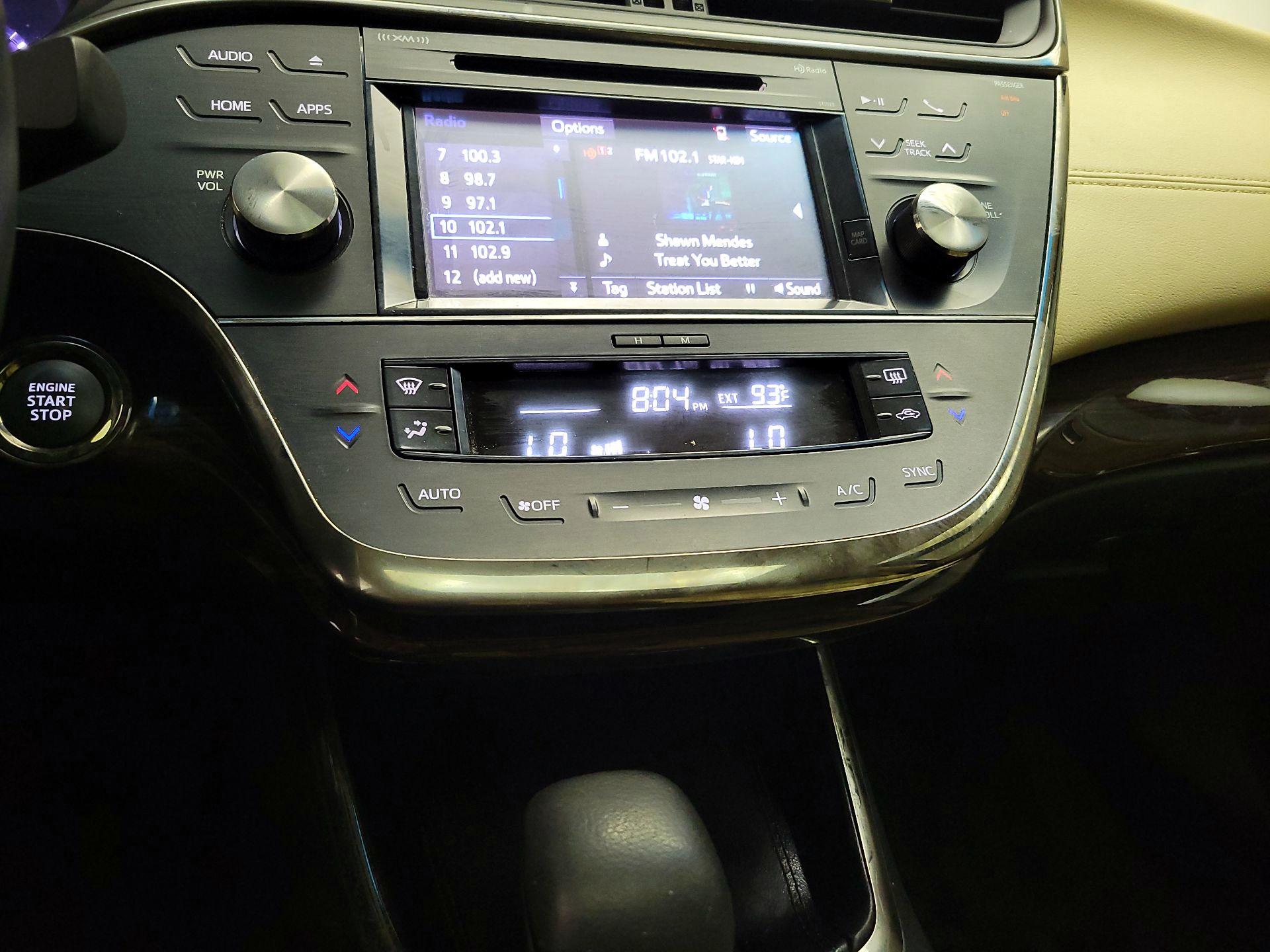Thumbnail: 2015 Toyota Avalon - 16