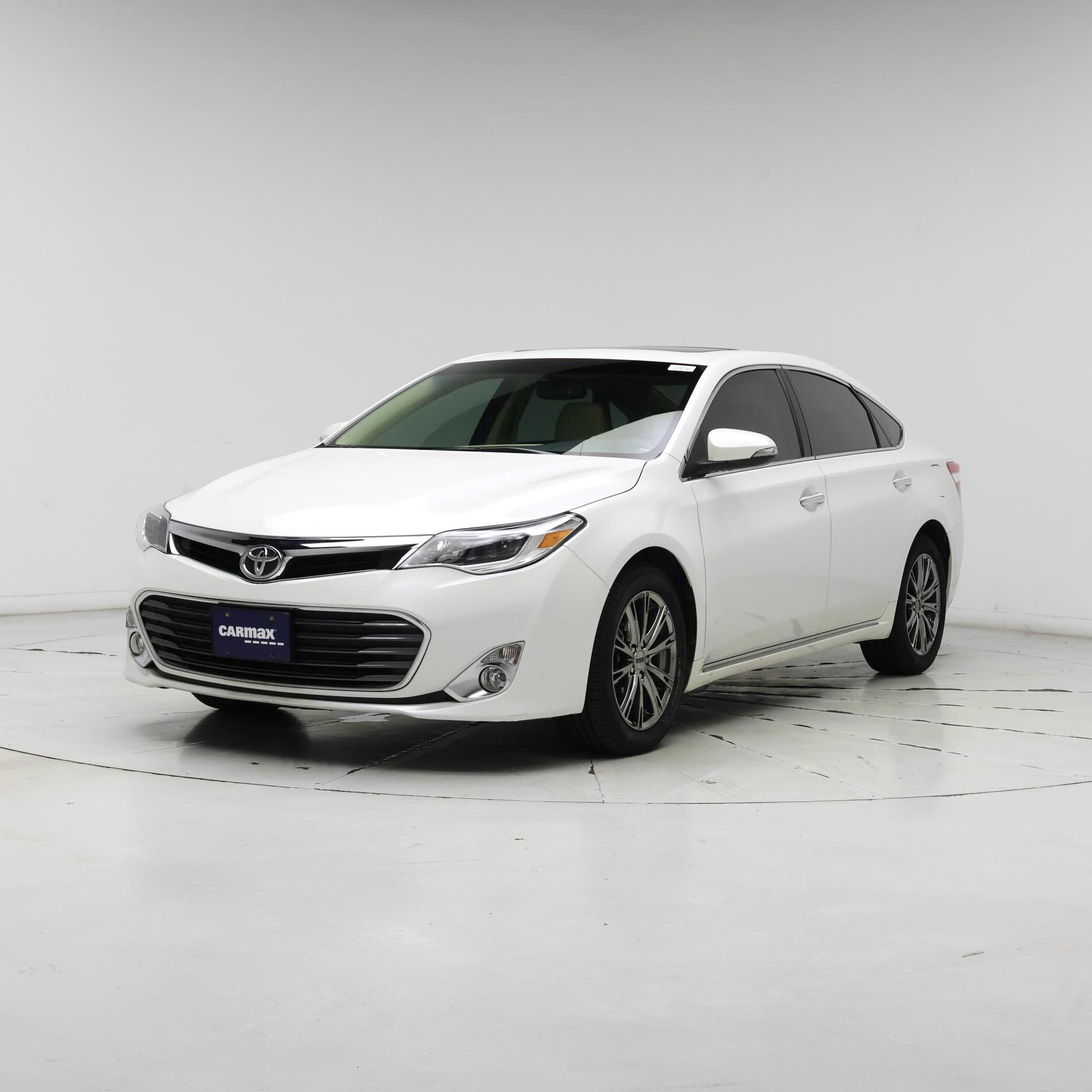 Thumbnail: 2015 Toyota Avalon - 4