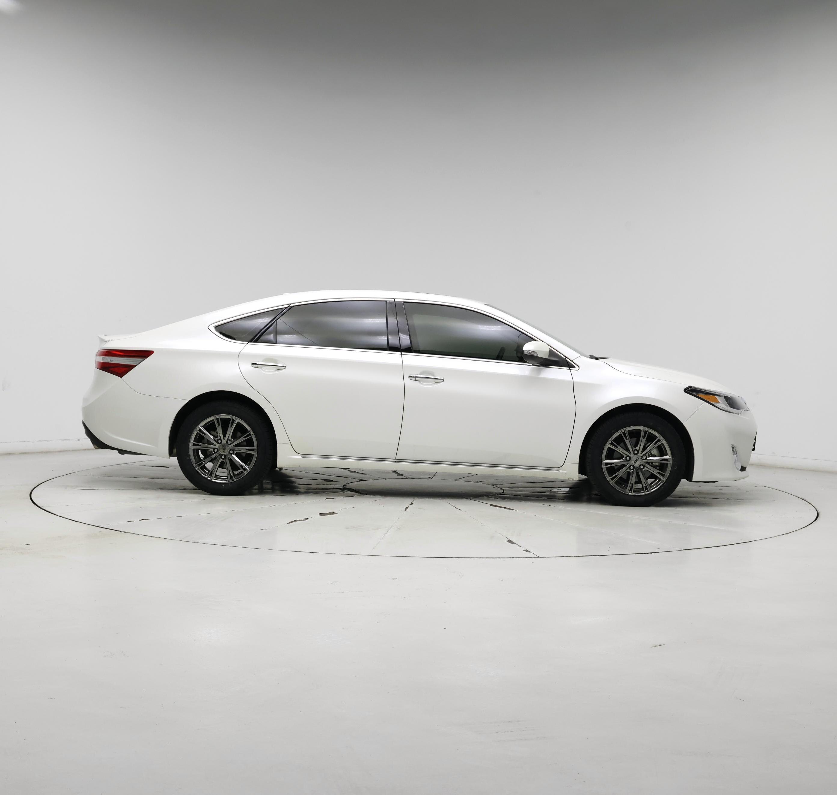 Thumbnail: 2015 Toyota Avalon - 7