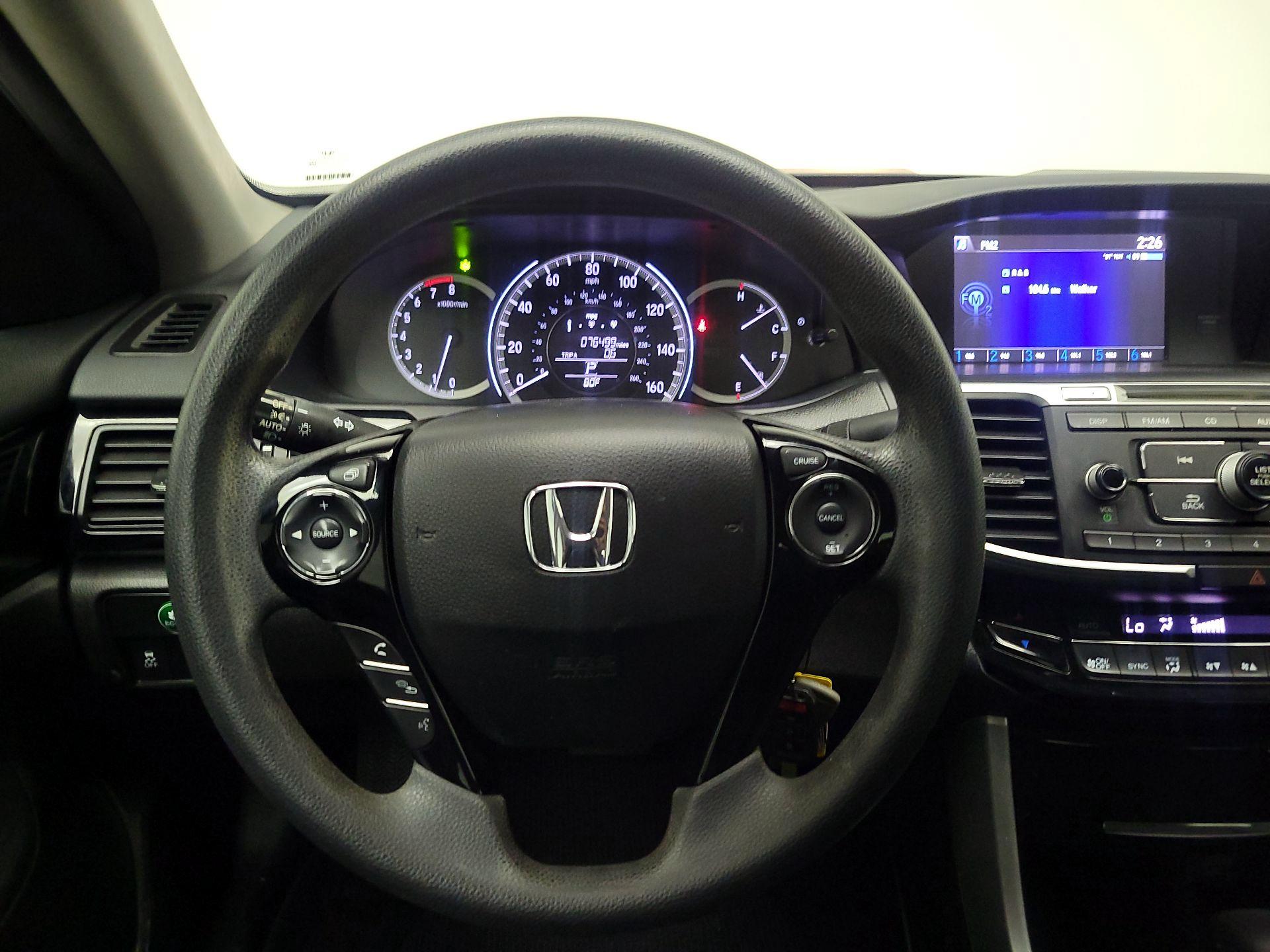 Thumbnail: 2016 Honda Accord - 10