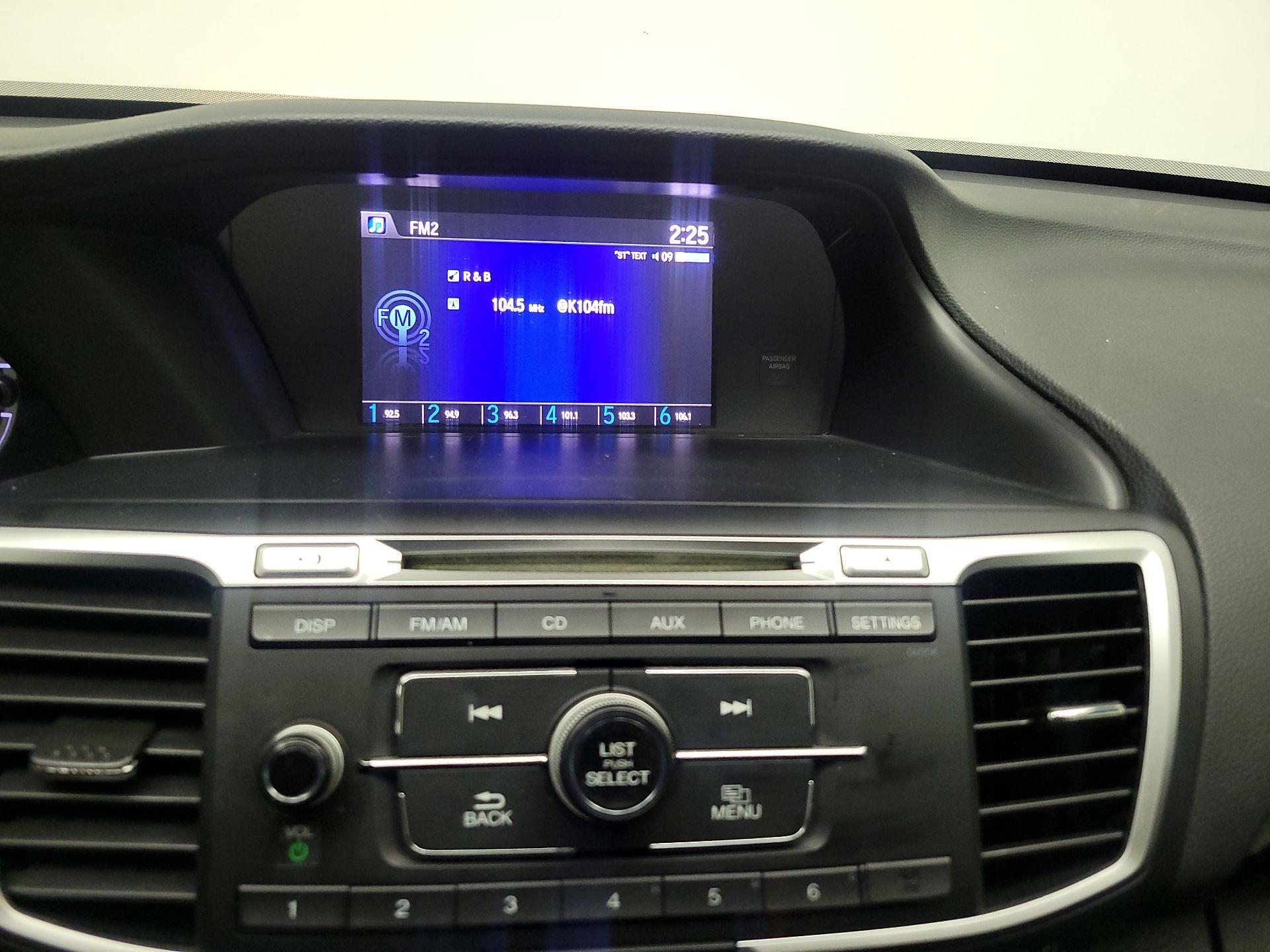 Thumbnail: 2016 Honda Accord - 15