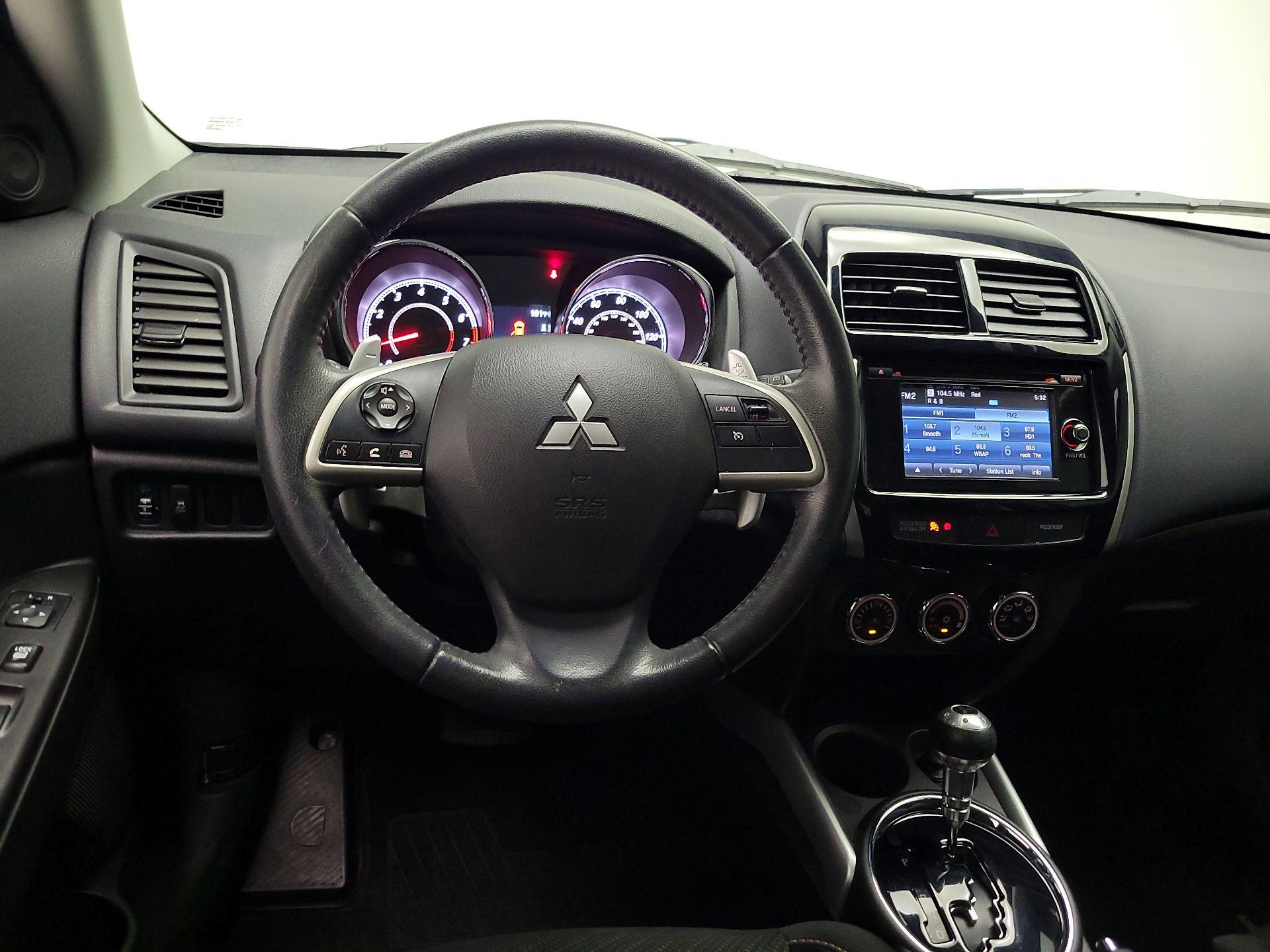 Thumbnail: 2014 Mitsubishi Outlander Sport - 10