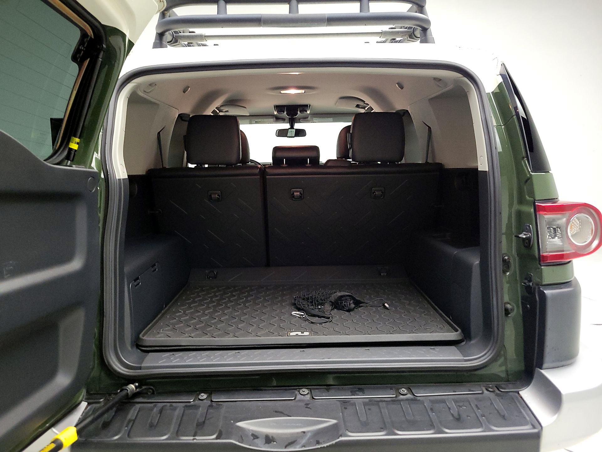 Thumbnail: 2014 Toyota FJ Cruiser - 19