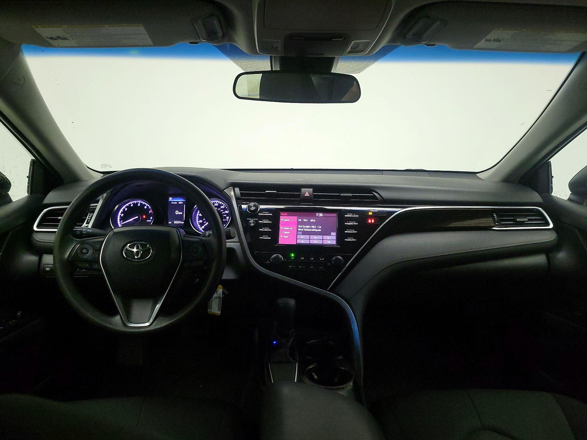 Thumbnail: 2018 Toyota Camry - 9