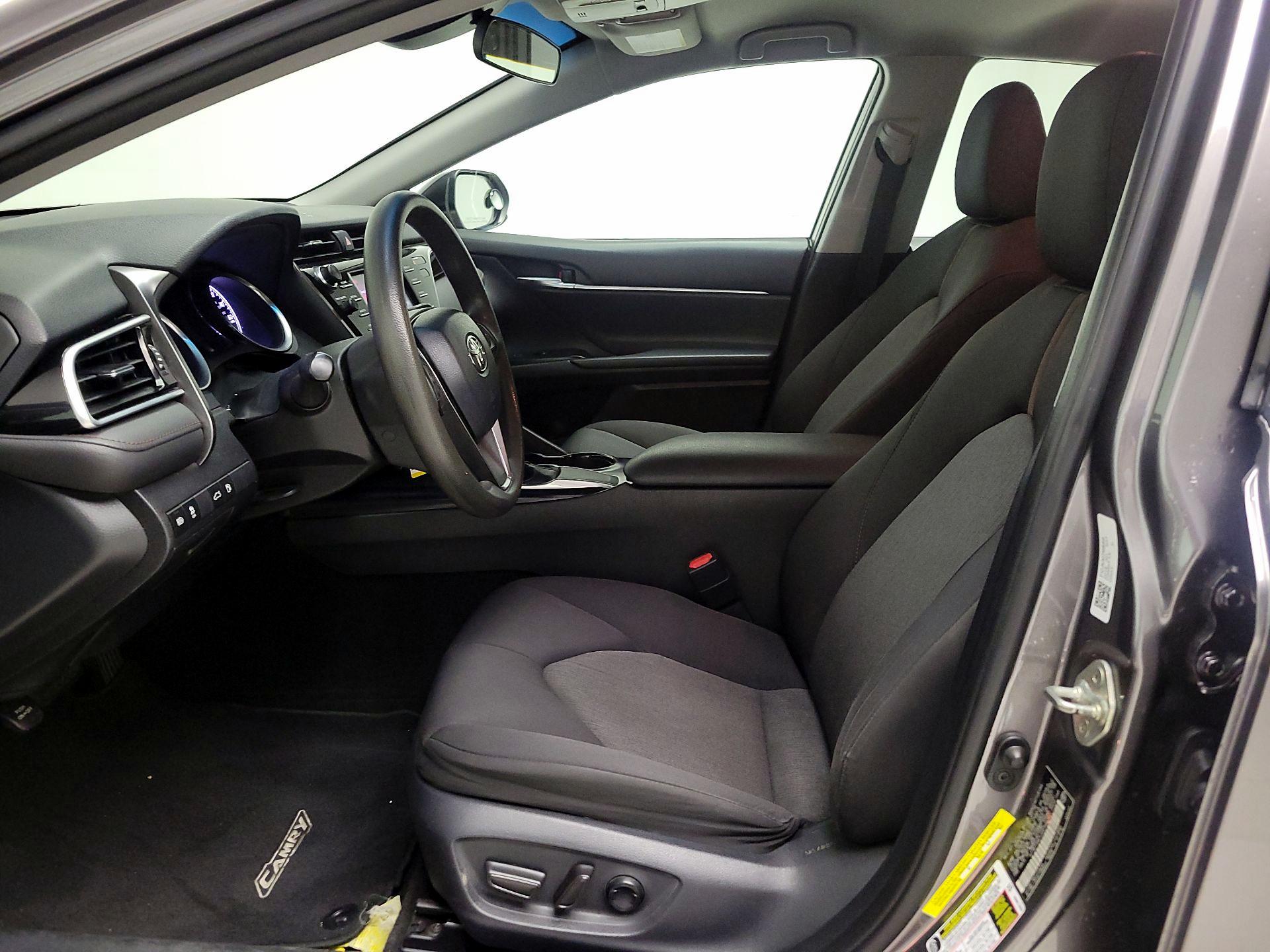 Thumbnail: 2018 Toyota Camry - 11