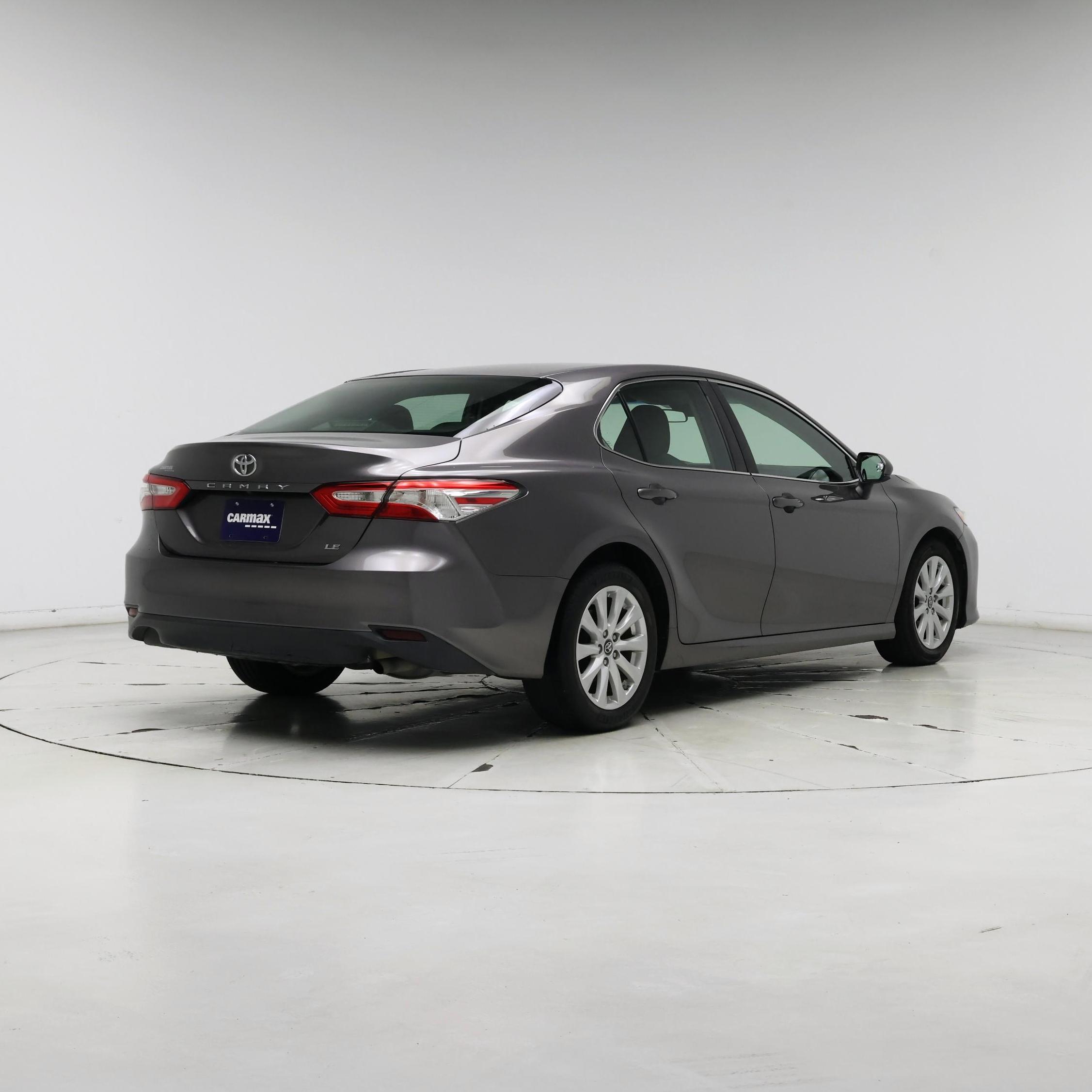 Thumbnail: 2018 Toyota Camry - 8