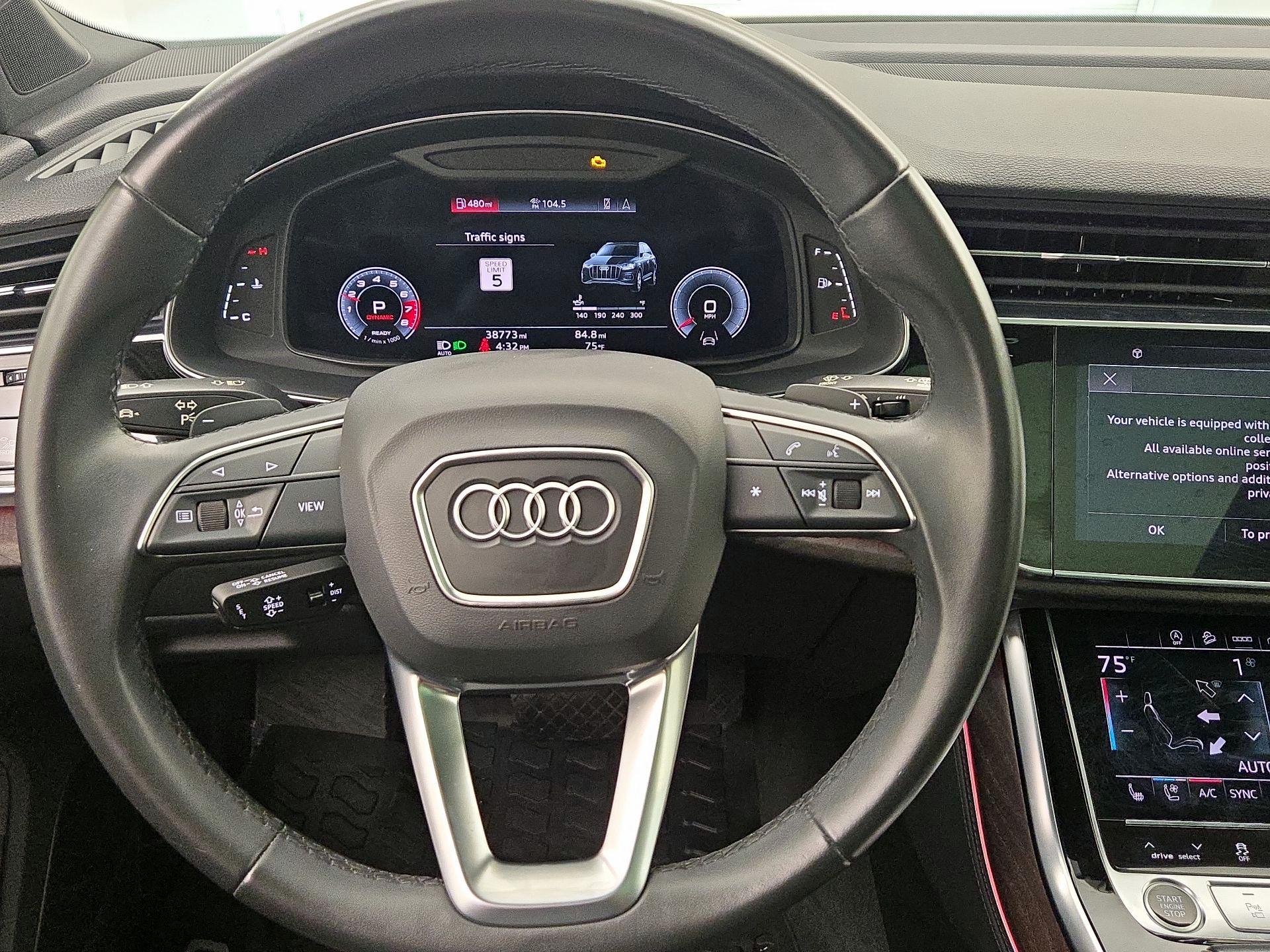 Thumbnail: 2021 Audi Q7 - 10