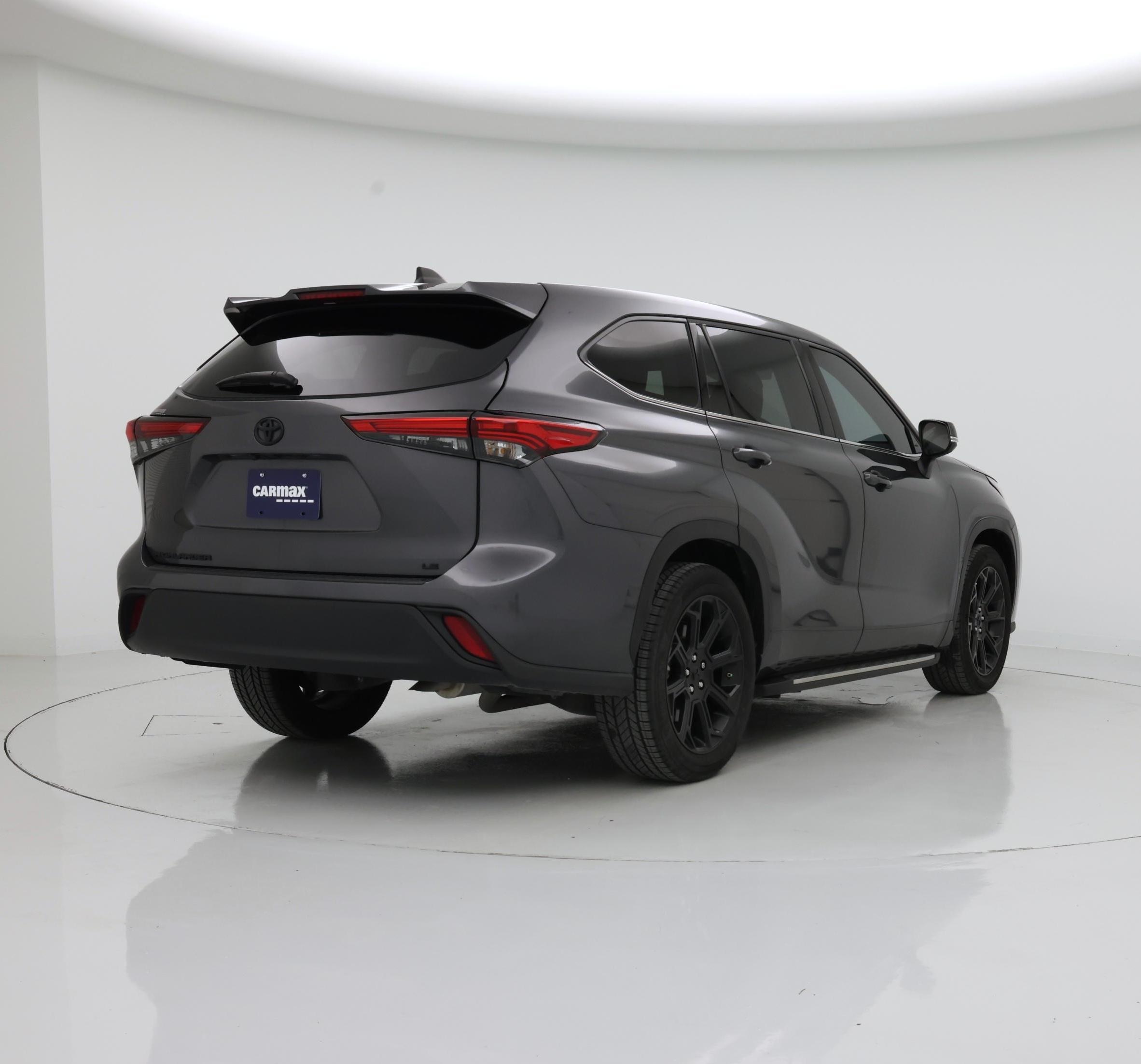 Thumbnail: 2022 Toyota Highlander - 8