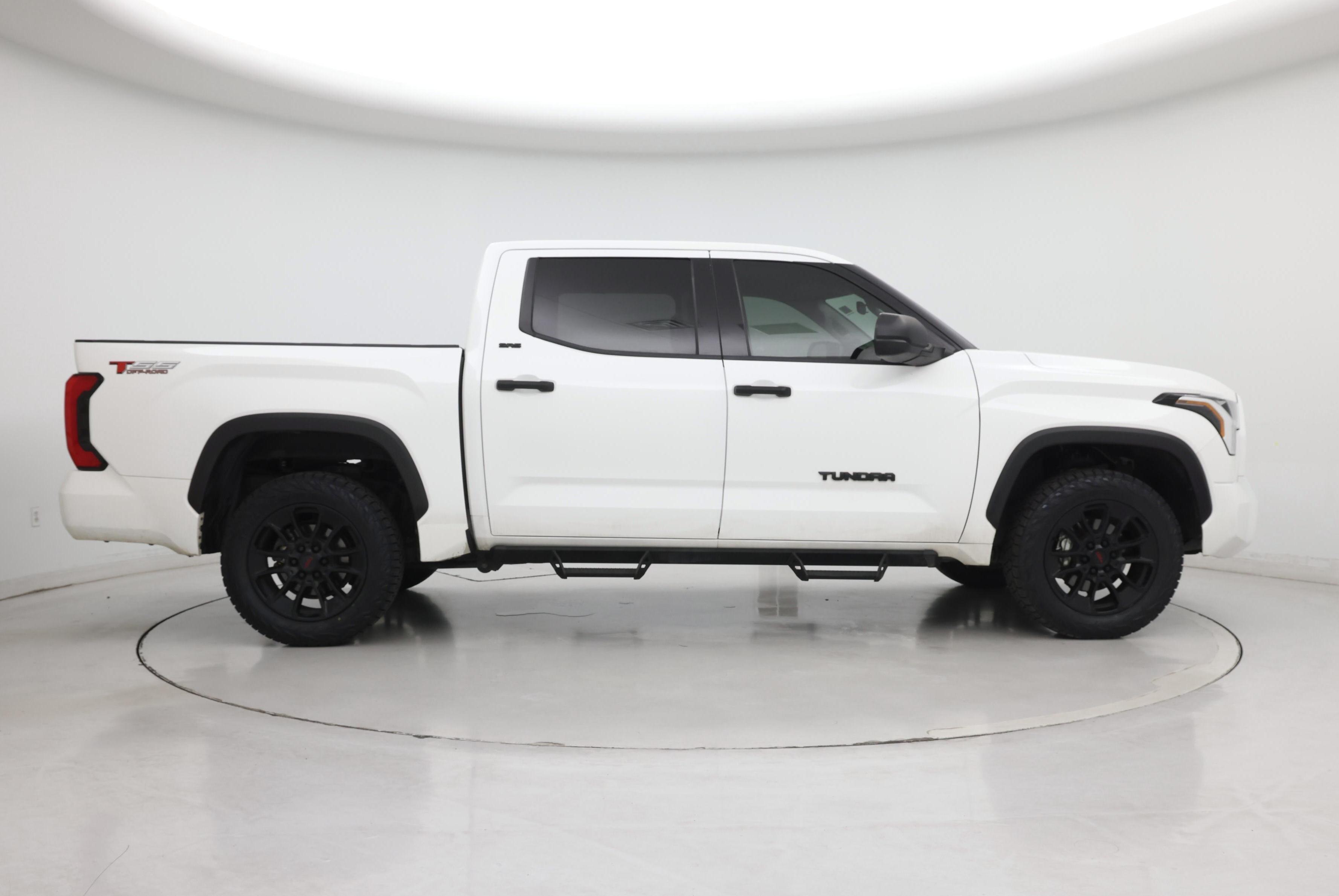 Thumbnail: 2023 Toyota Tundra - 7