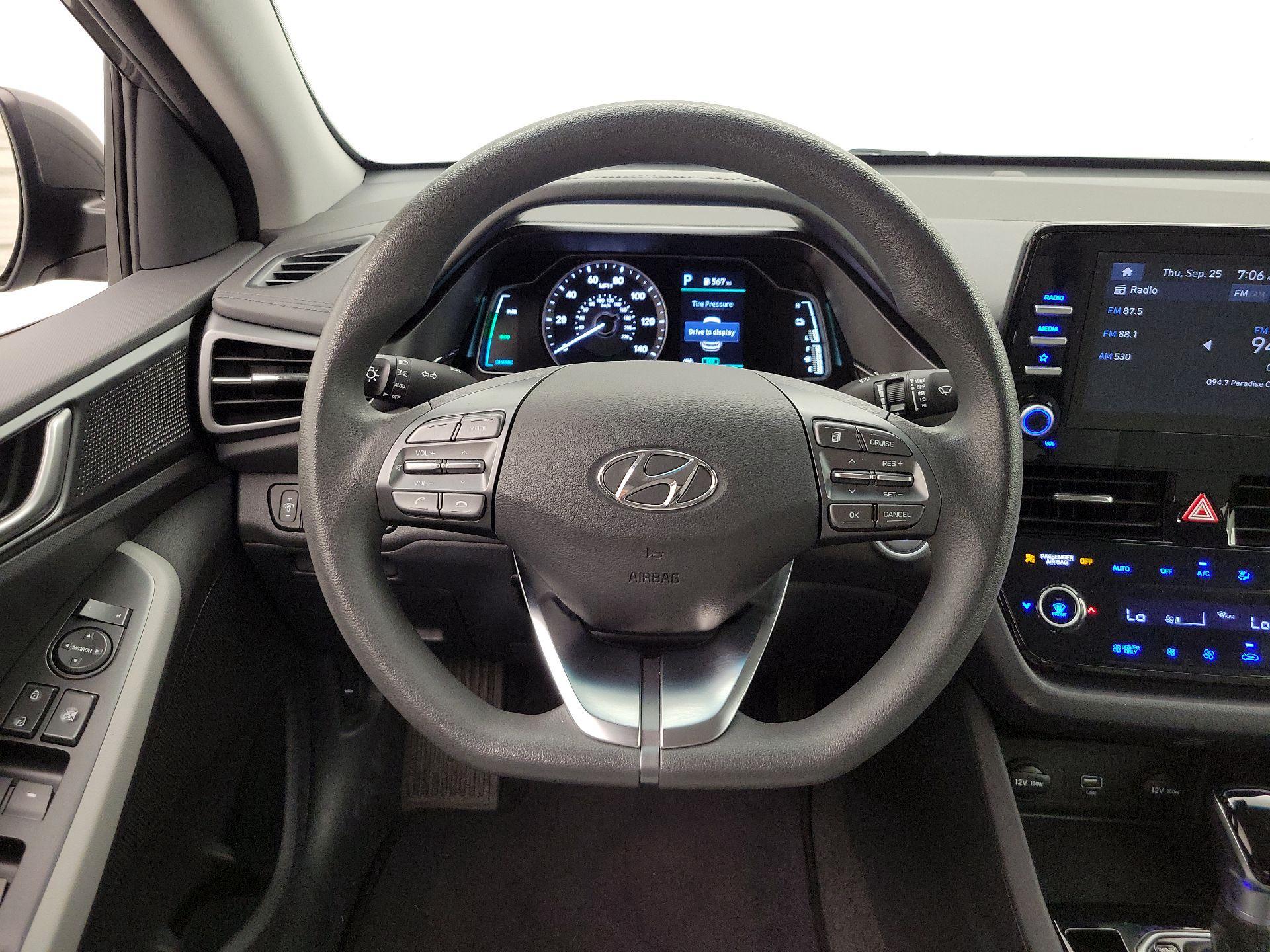 Thumbnail: 2022 Hyundai Ioniq - 10
