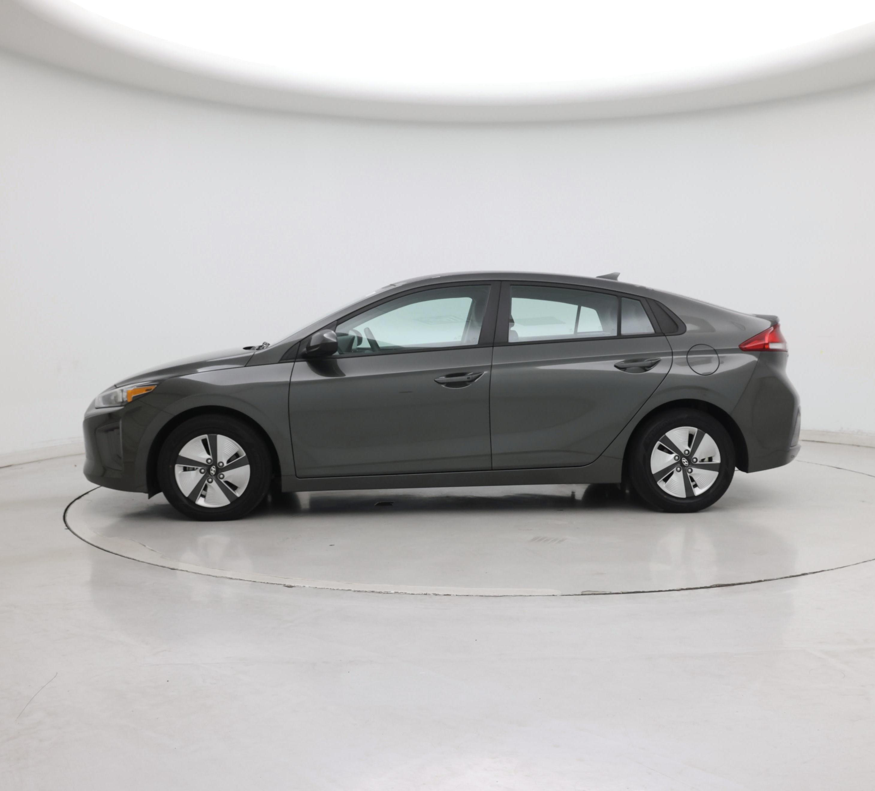 Thumbnail: 2022 Hyundai Ioniq - 3