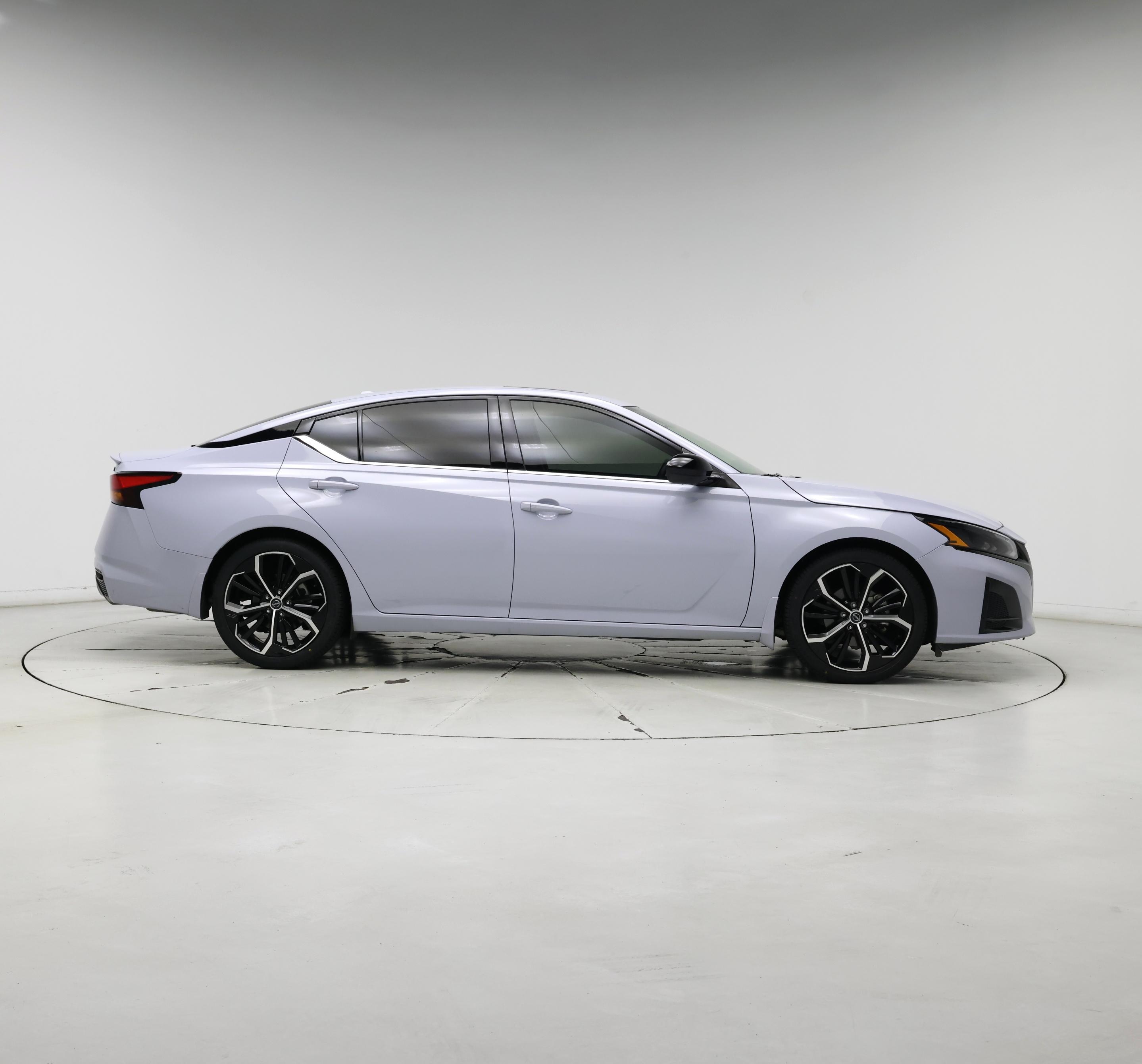 Thumbnail: 2023 Nissan Altima - 7