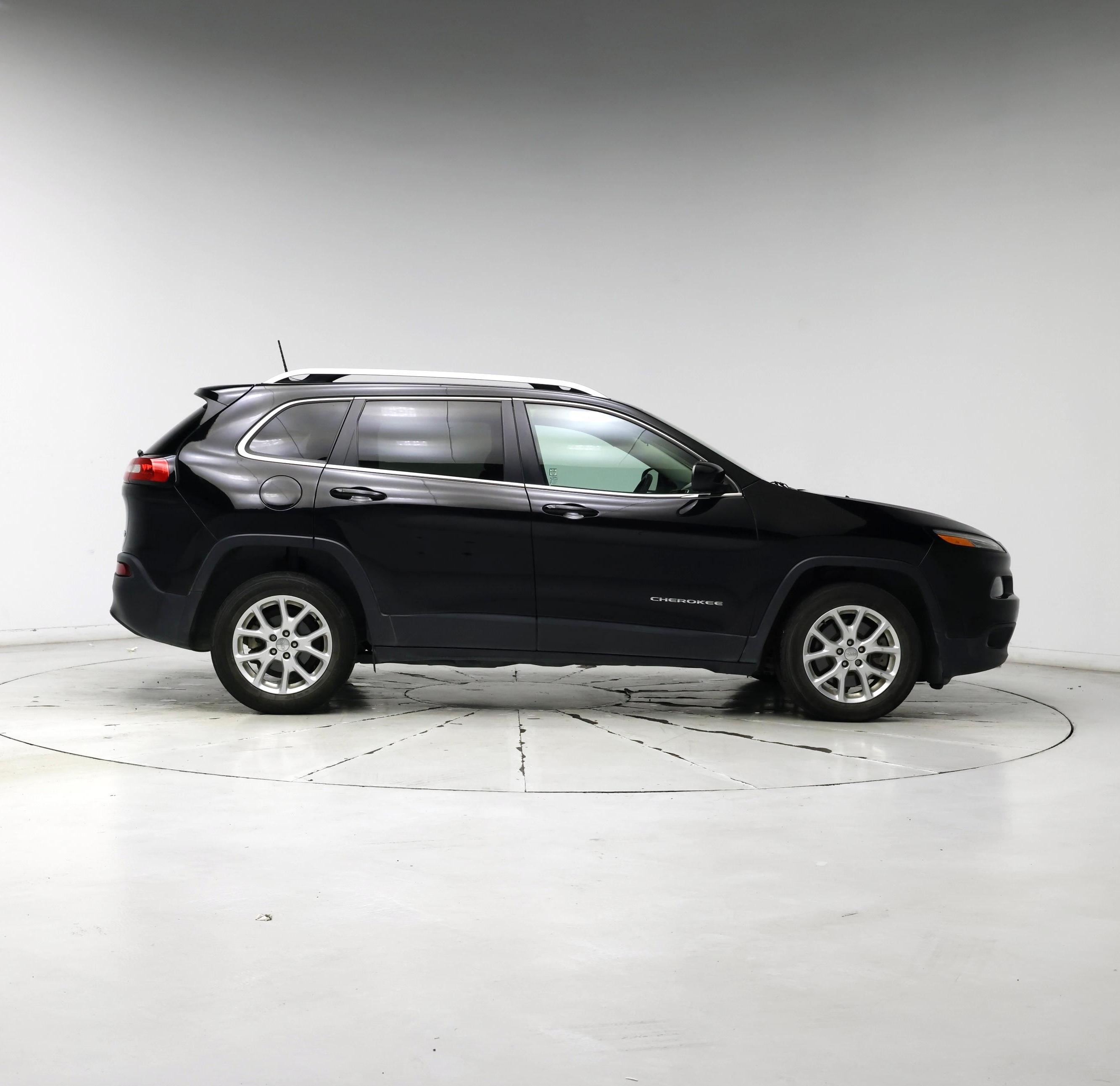 Thumbnail: 2018 Jeep Cherokee - 7