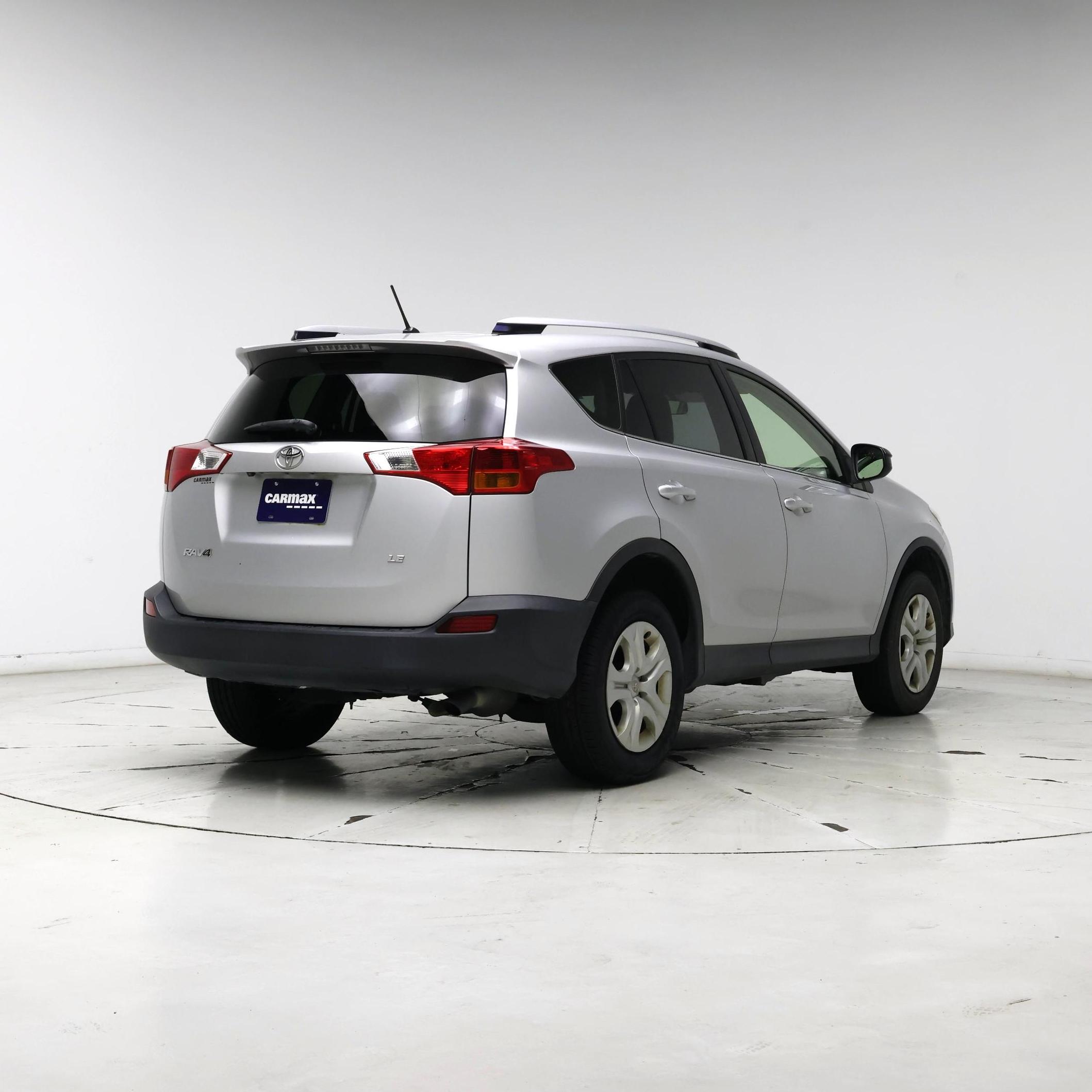 Thumbnail: 2015 Toyota RAV4 - 8