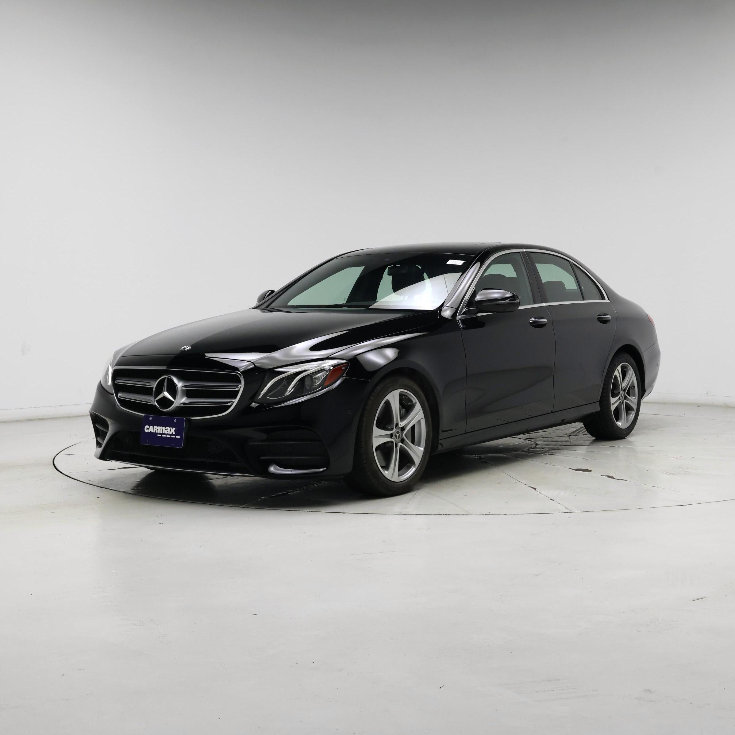 Thumbnail: 2017 Mercedes-Benz E-Class - 4