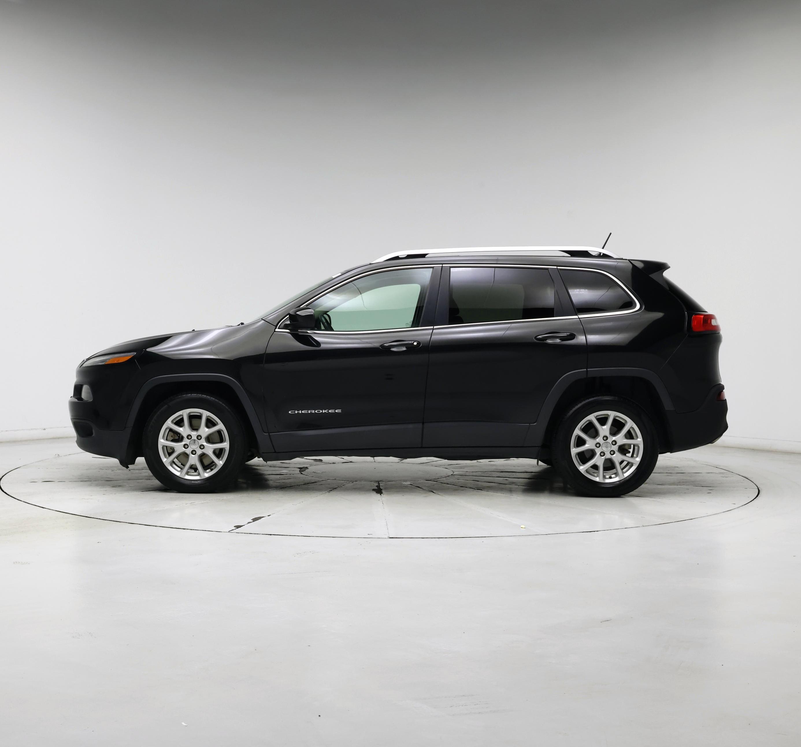 Thumbnail: 2015 Jeep Cherokee - 3