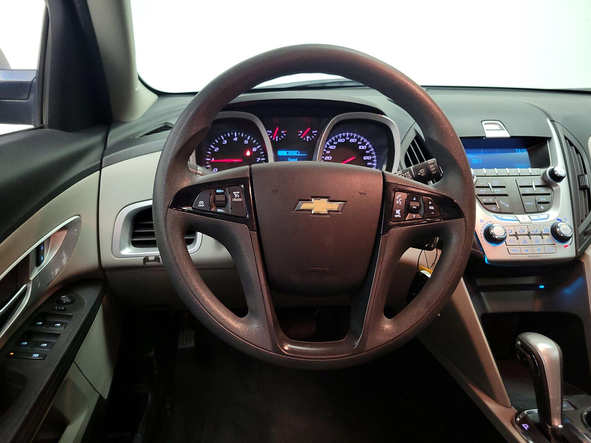 Thumbnail: 2015 Chevrolet Equinox - 10