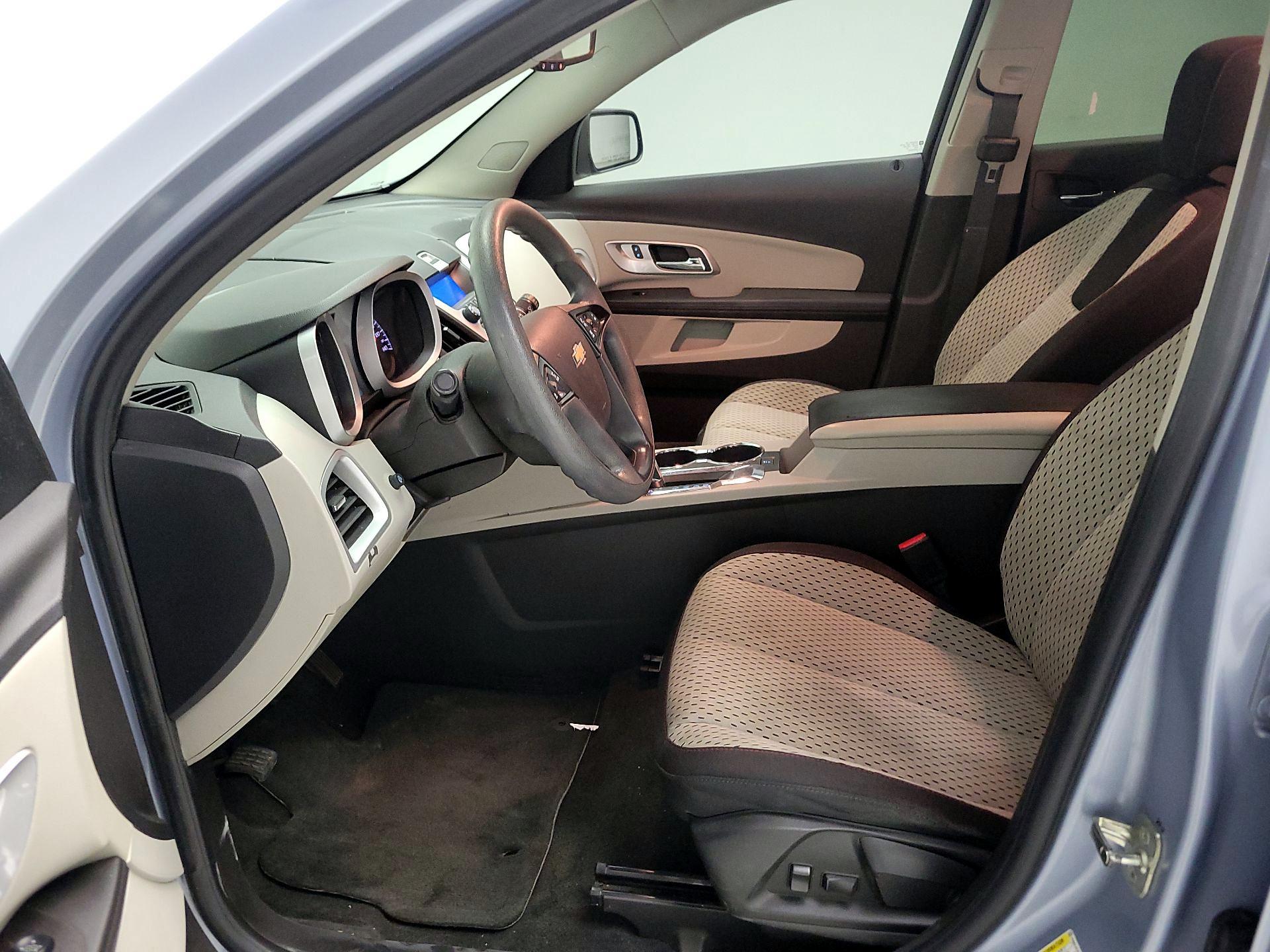 Thumbnail: 2015 Chevrolet Equinox - 11