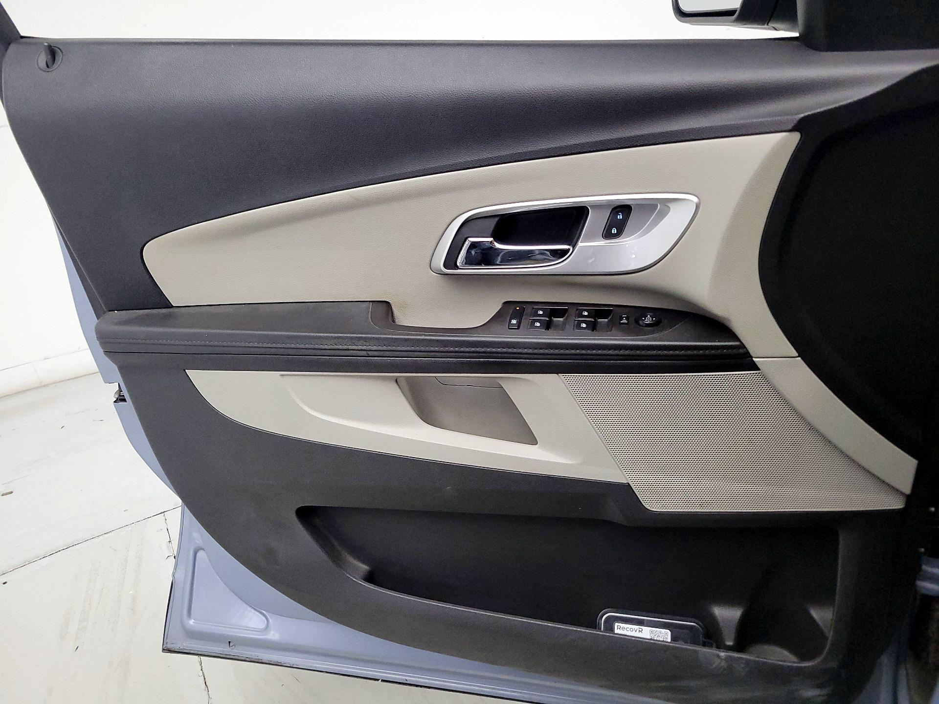 Thumbnail: 2015 Chevrolet Equinox - 12