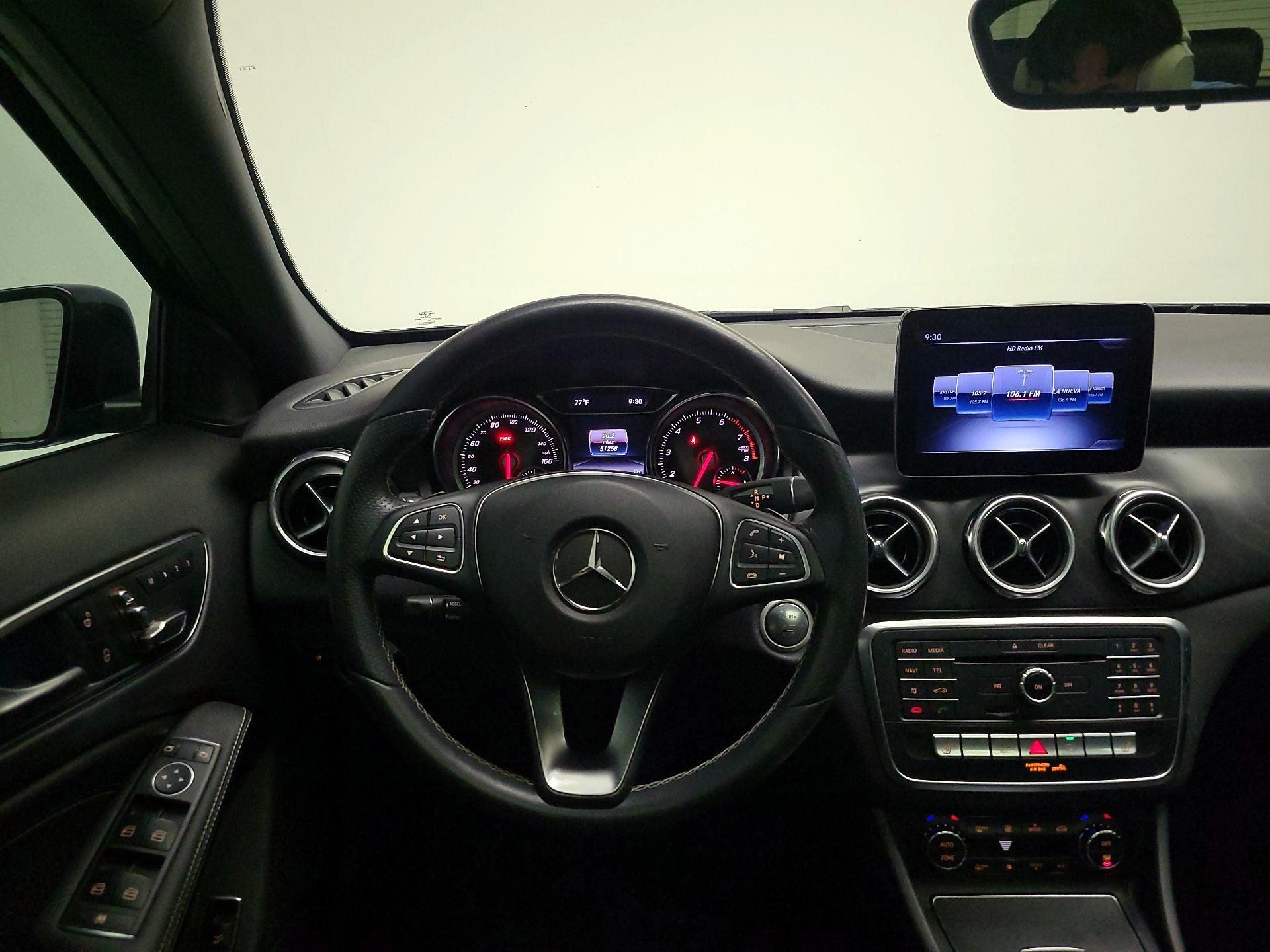 Thumbnail: 2018 Mercedes-Benz GLA - 10