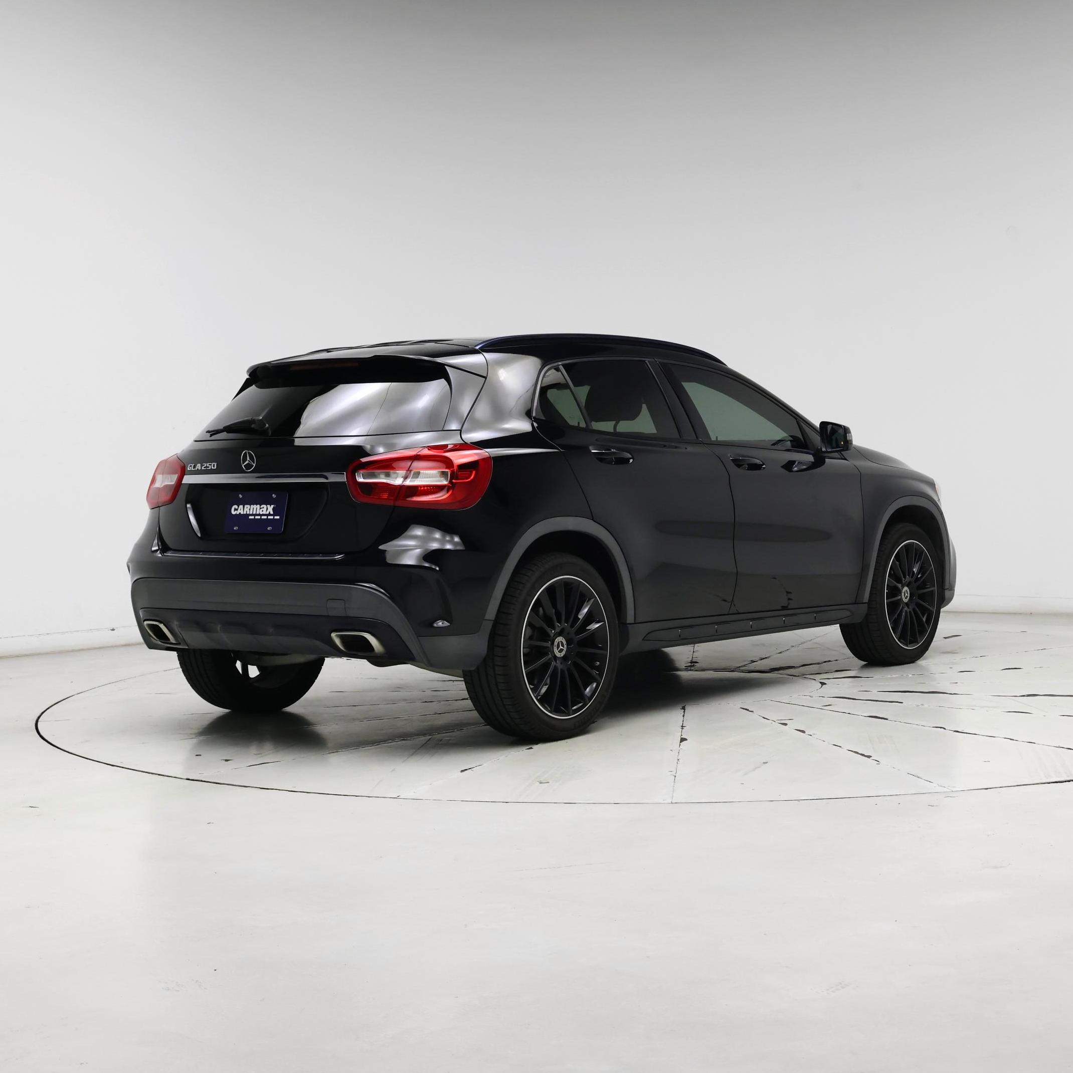 Thumbnail: 2018 Mercedes-Benz GLA - 8