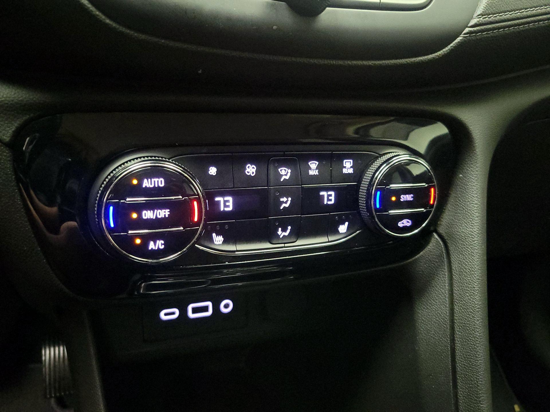 Thumbnail: 2021 Buick Encore GX - 16