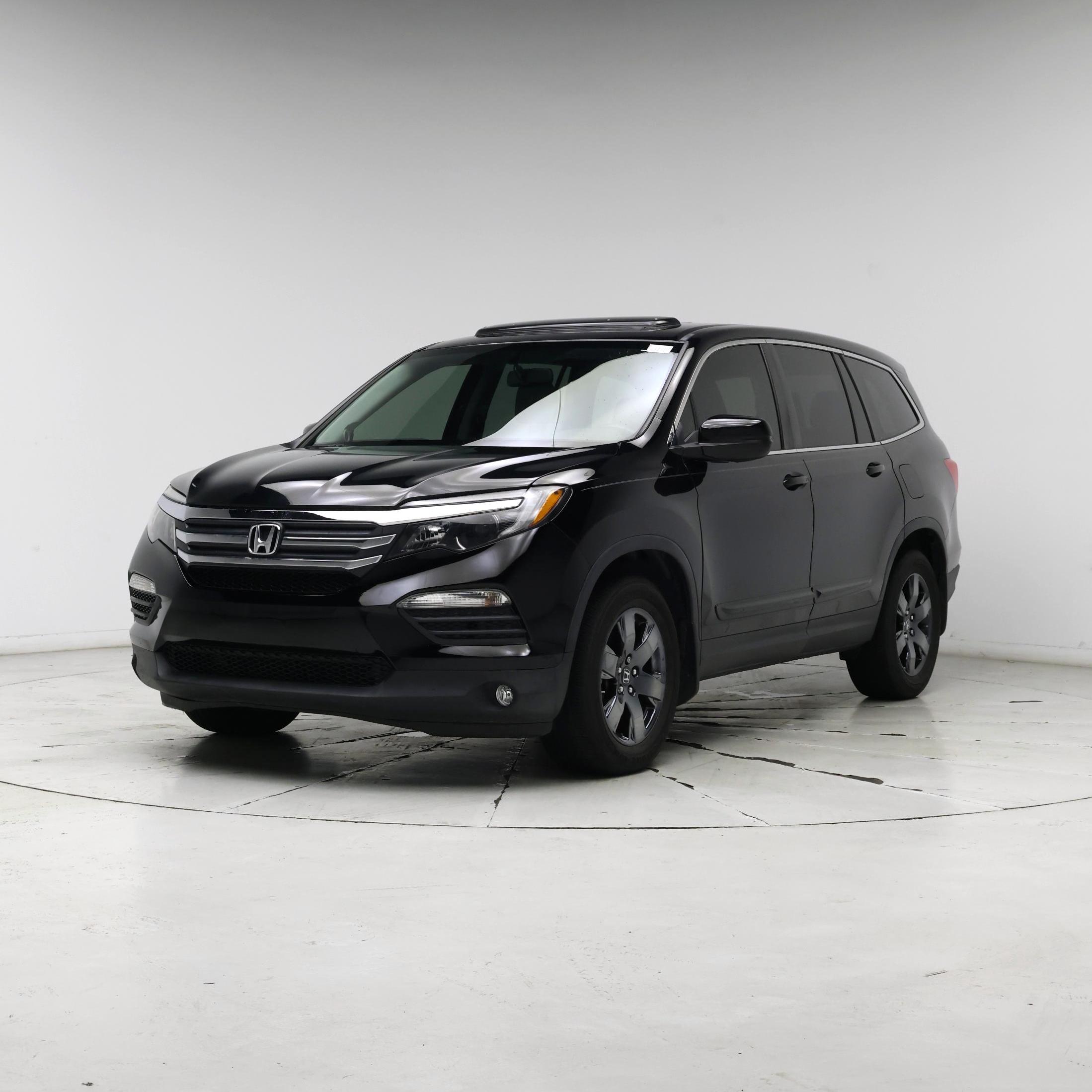 Thumbnail: 2016 Honda Pilot - 4