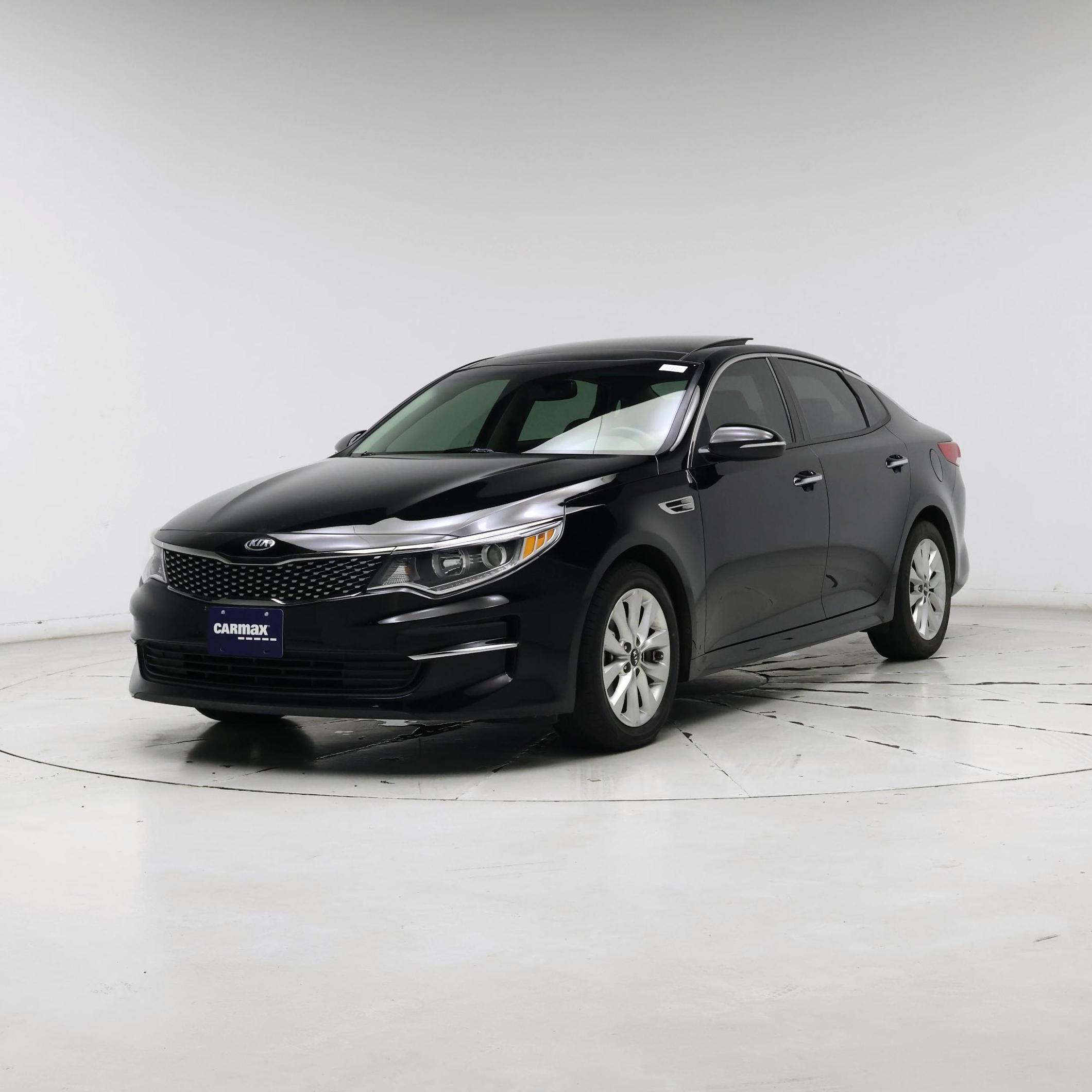 Thumbnail: 2018 Kia Optima - 4