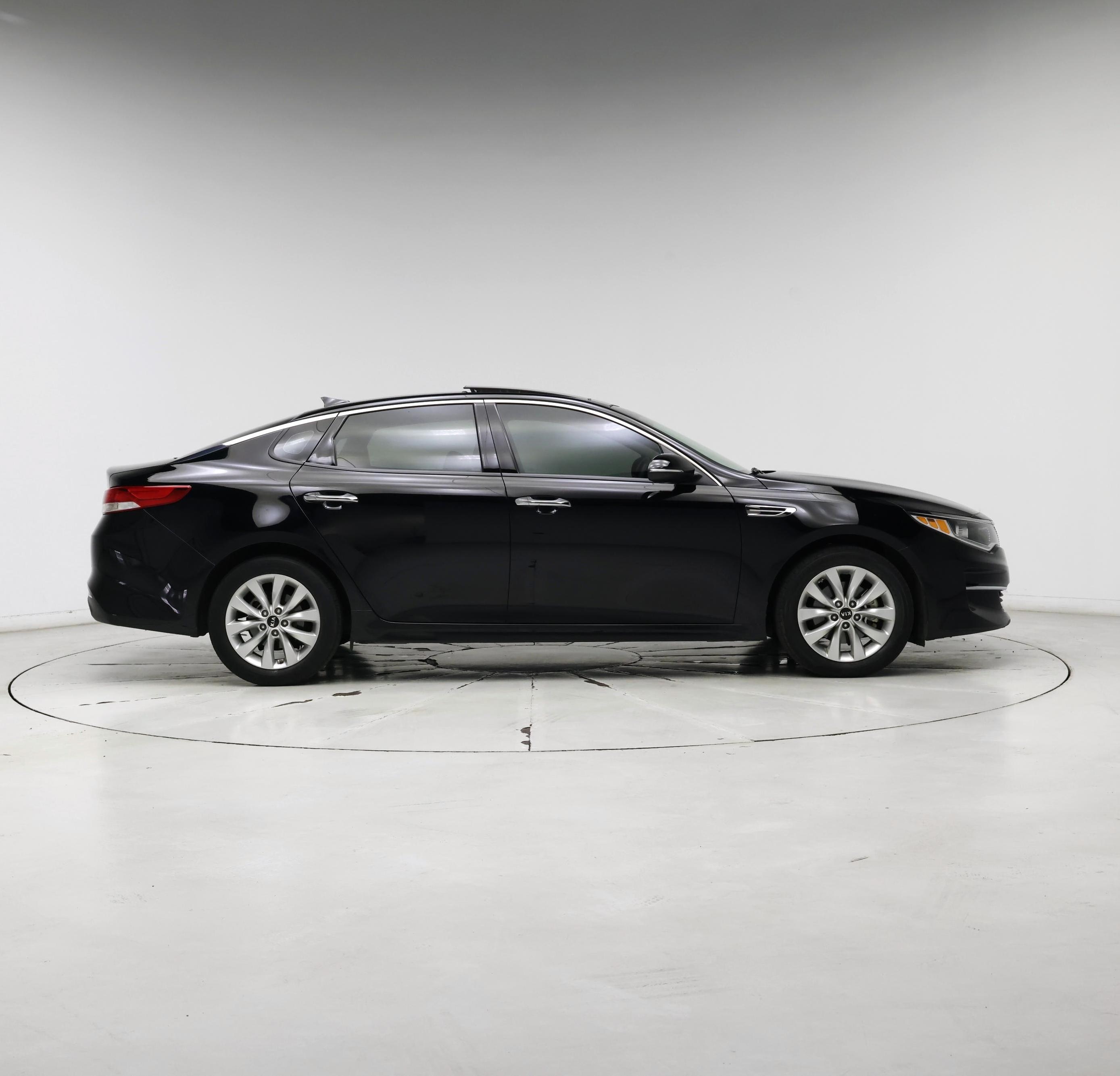 Thumbnail: 2018 Kia Optima - 7
