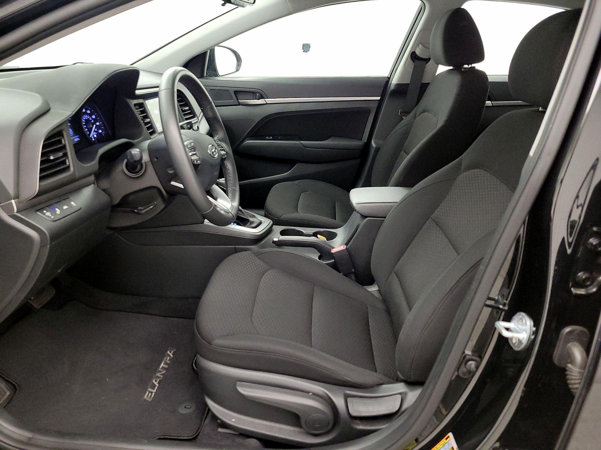Thumbnail: 2020 Hyundai Elantra - 11